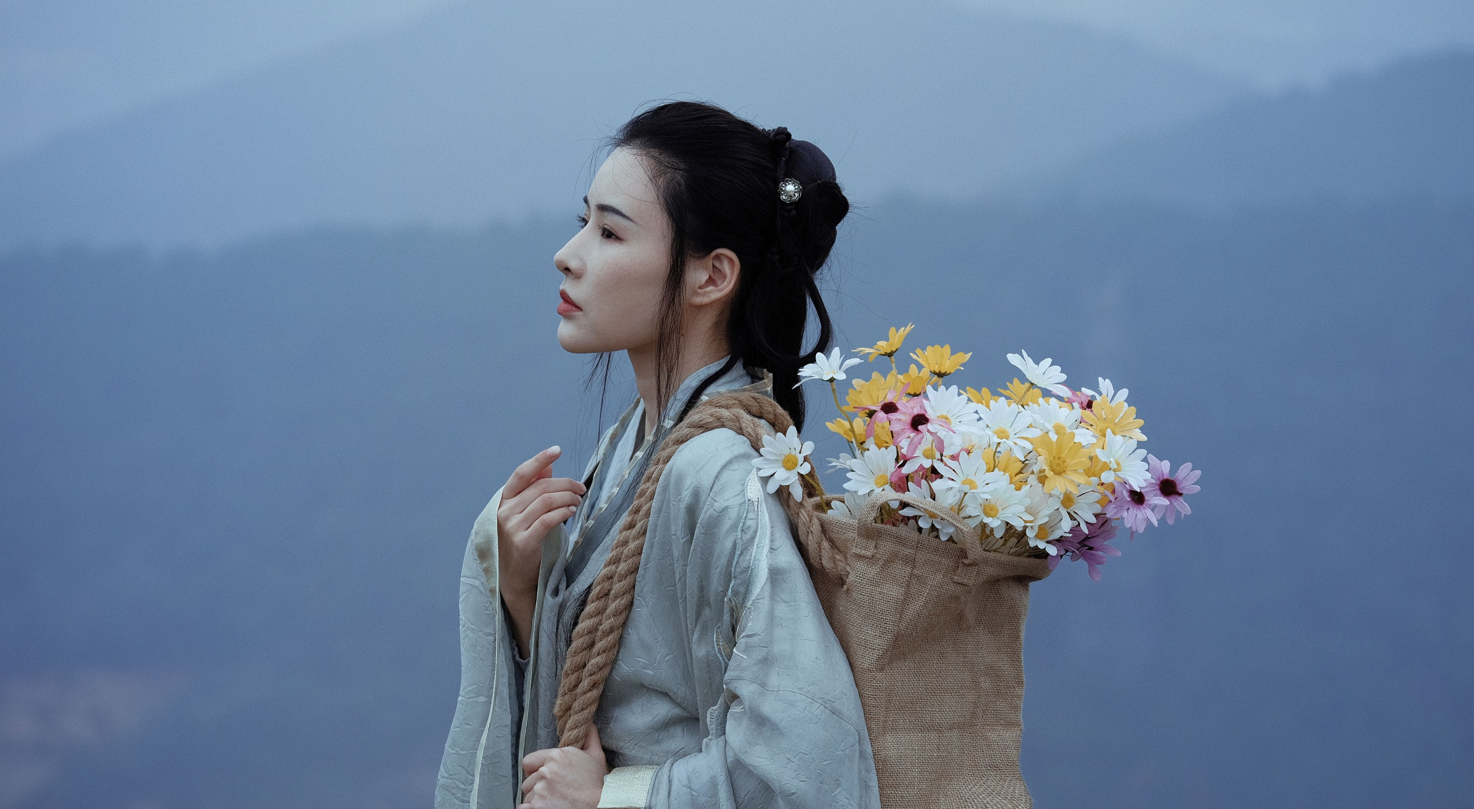 雅熙有婴儿肥 – 《远山无月见秋灯》[26P] 插图4