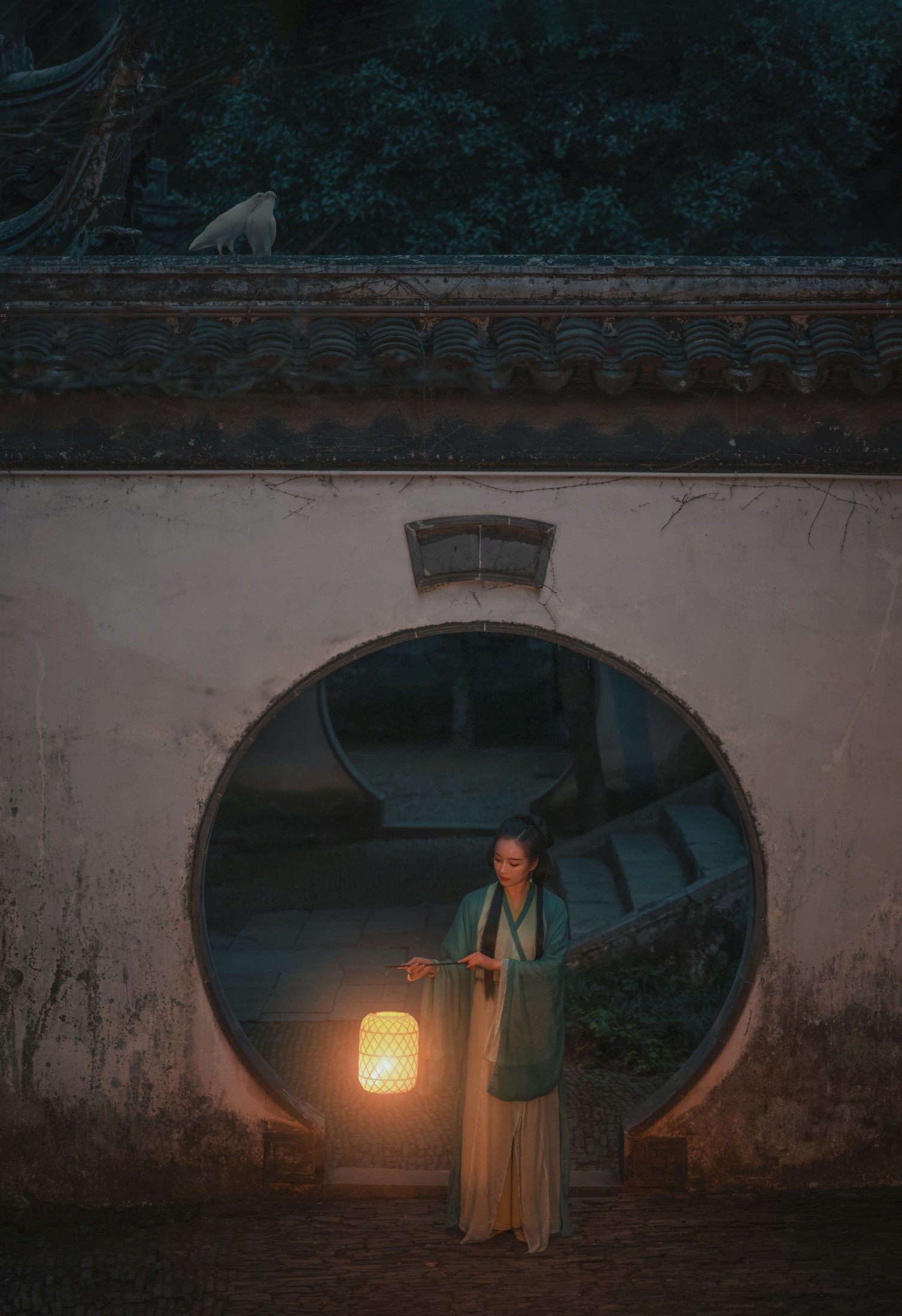 鹿呦 – 《清平误》[28P]