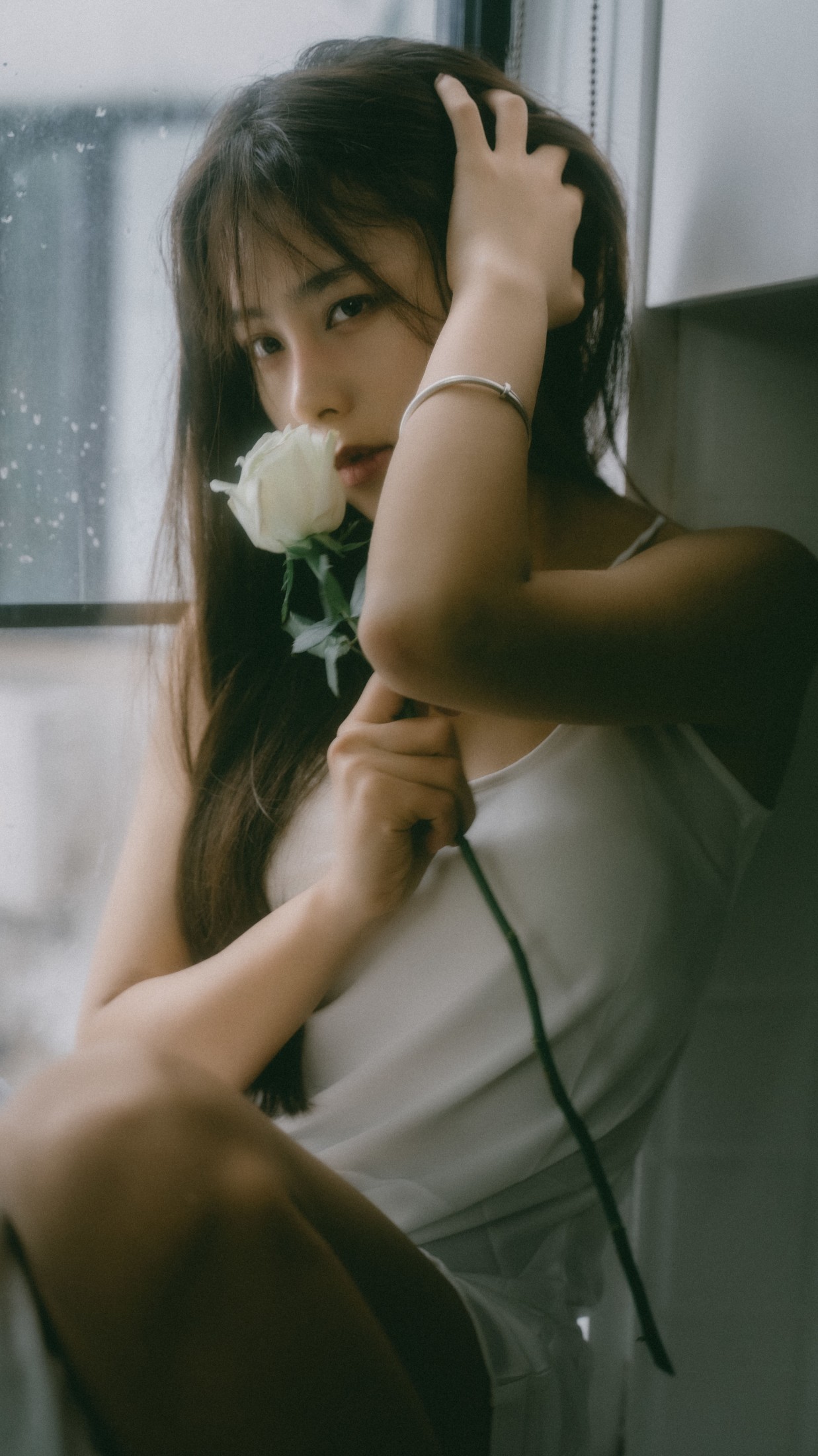 小浦 – 《白色睡衣》[34P]