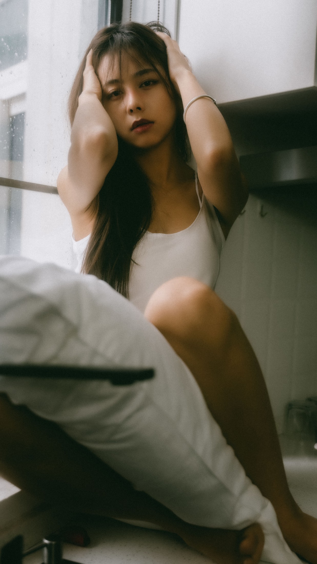 小浦 – 《白色睡衣》[34P]