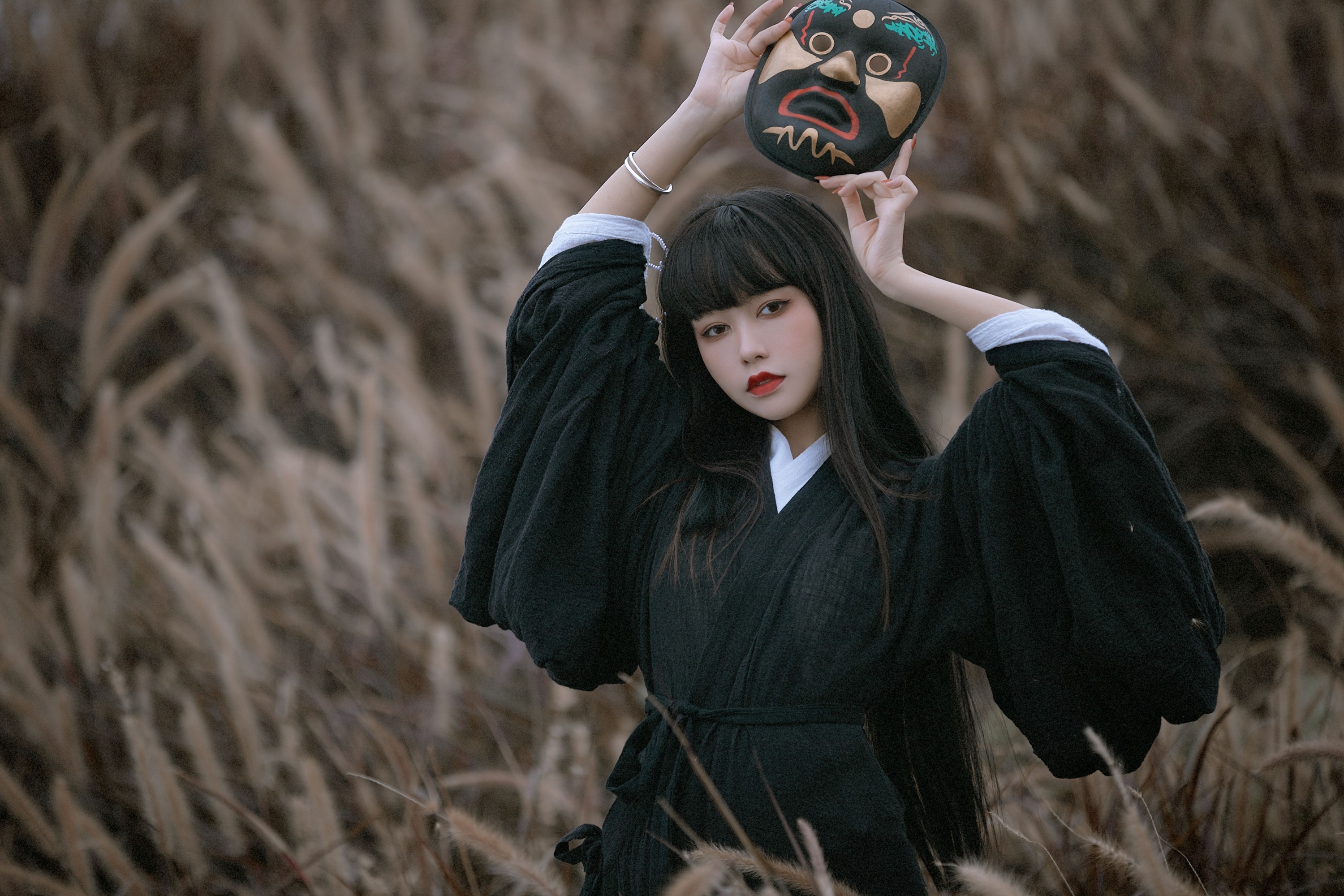 梨一依 – 《暗河》[23P]