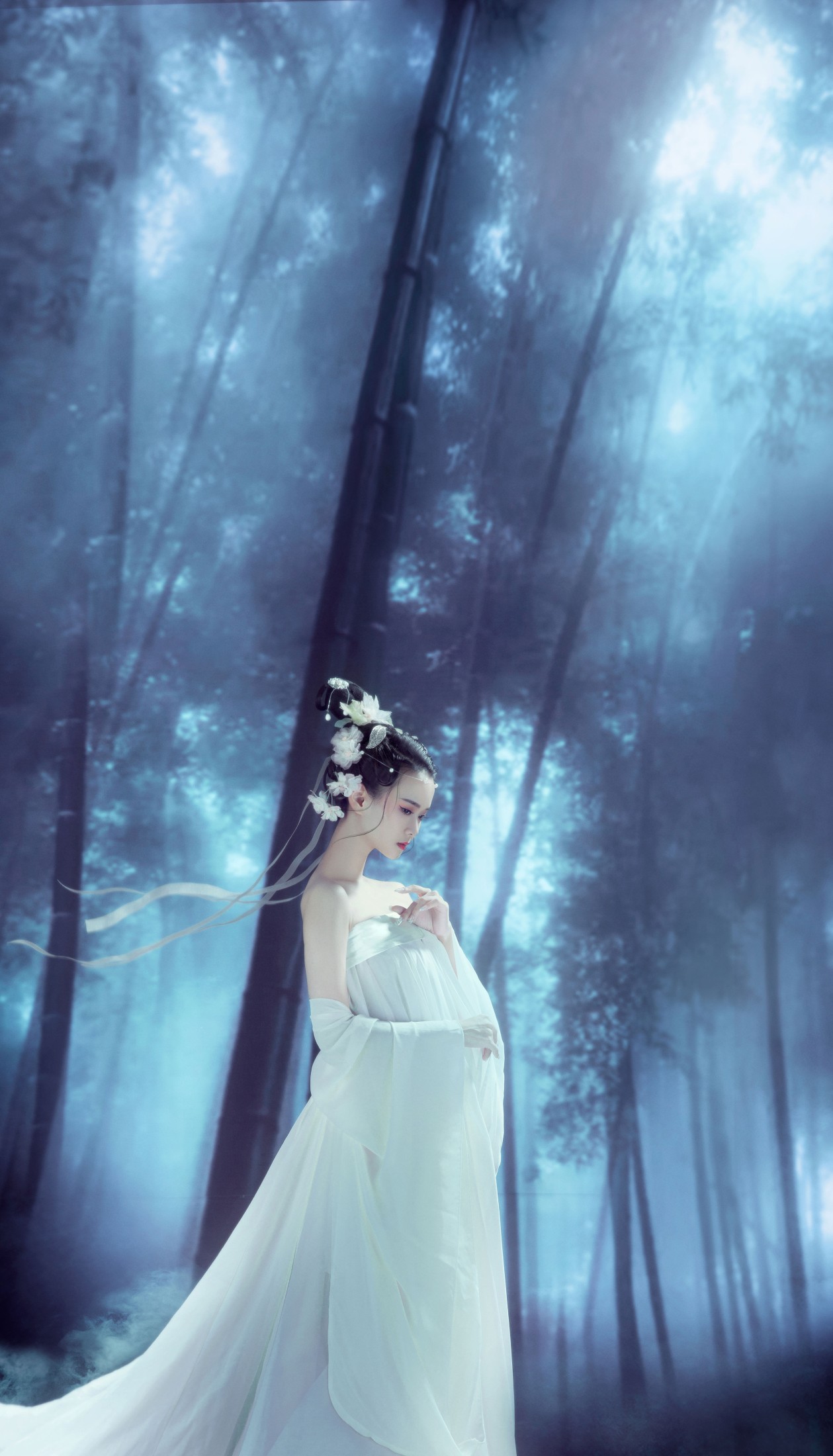 欣宝 – 《雾凌行》[22P]