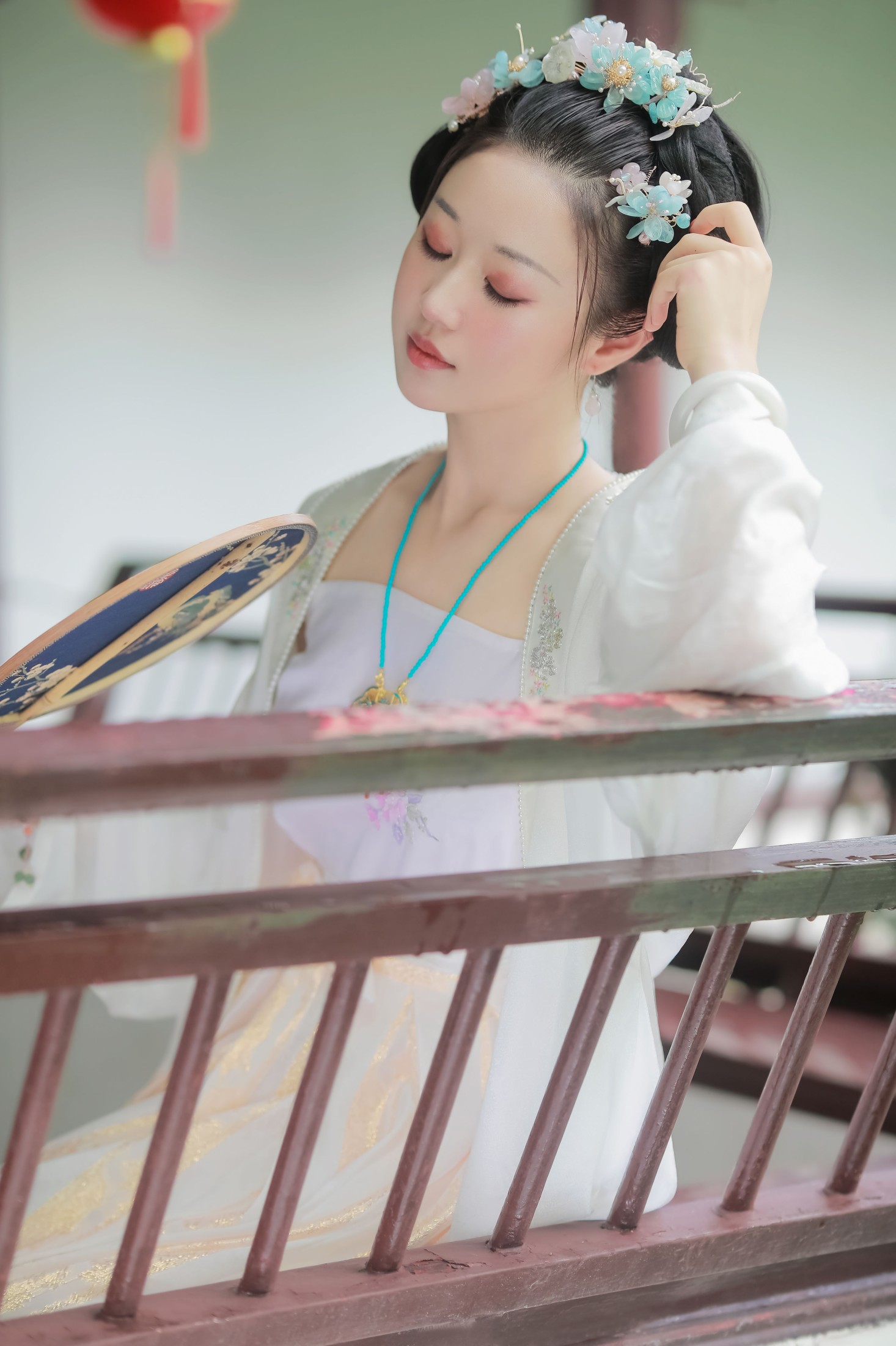 大头小甜甜 – 《雨霖霖》[30P]