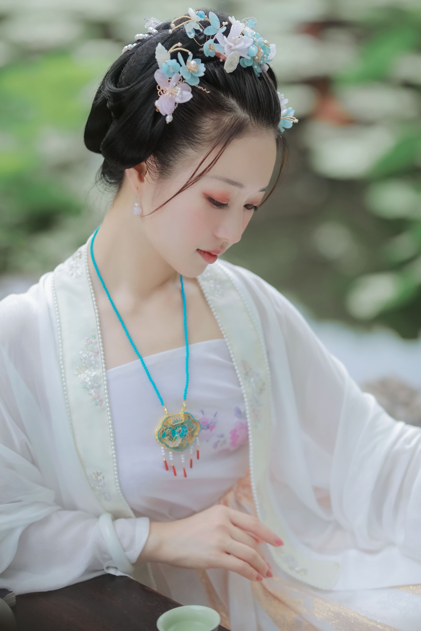 大头小甜甜 – 《雨霖霖》[30P]