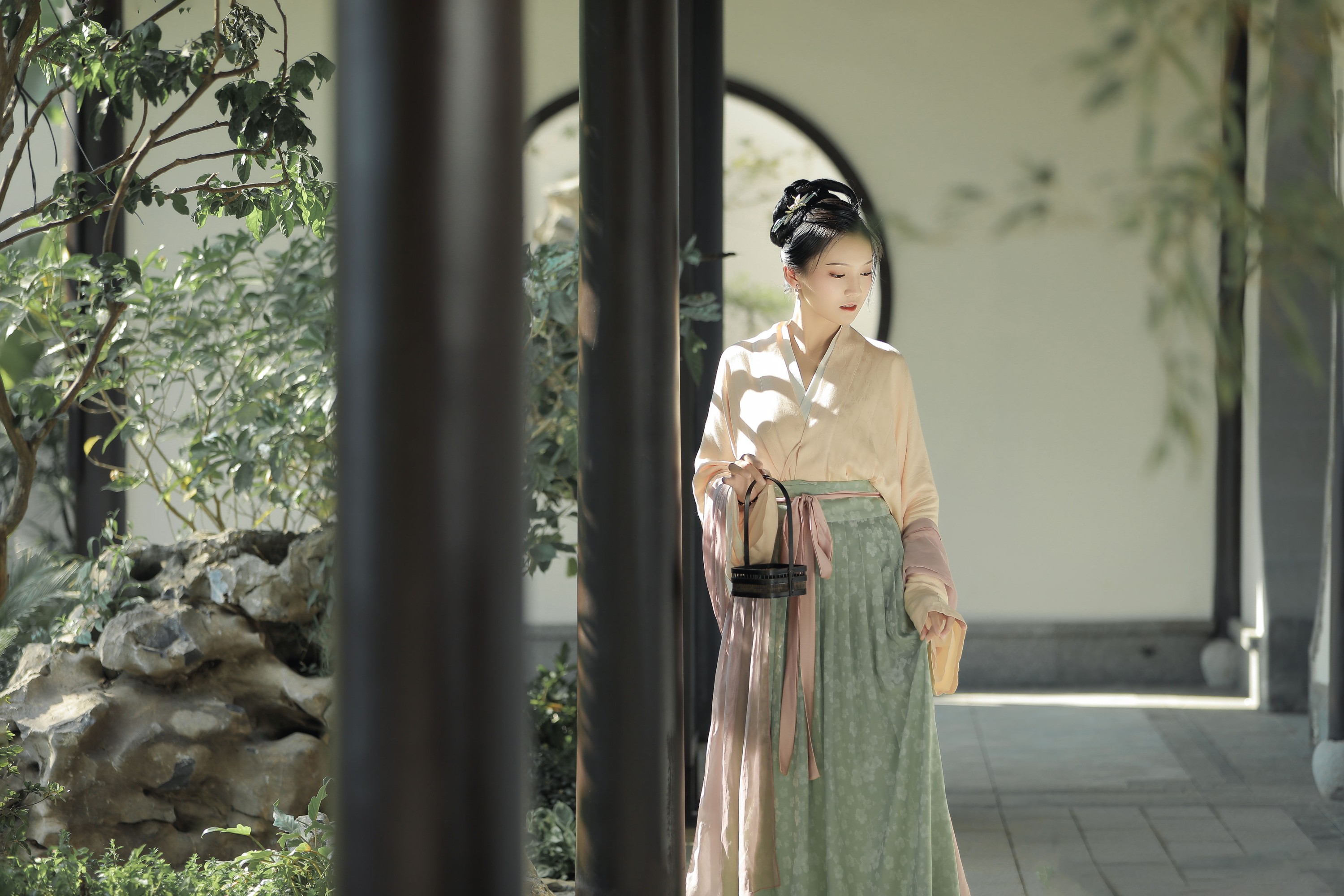 官官 – 《青团》[21P]