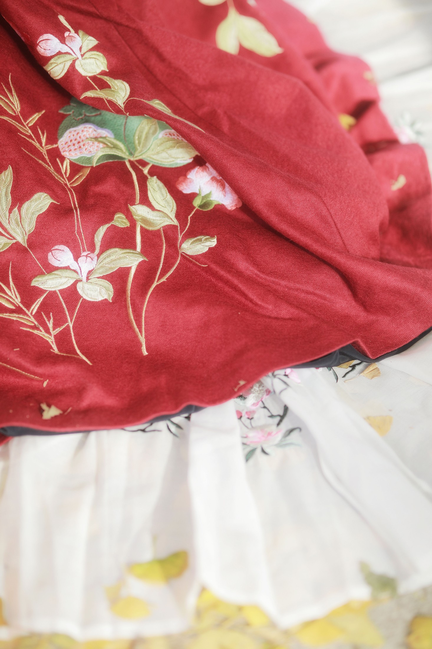 荞兜麻黛 – 《满园银杏落秋风》[29P]