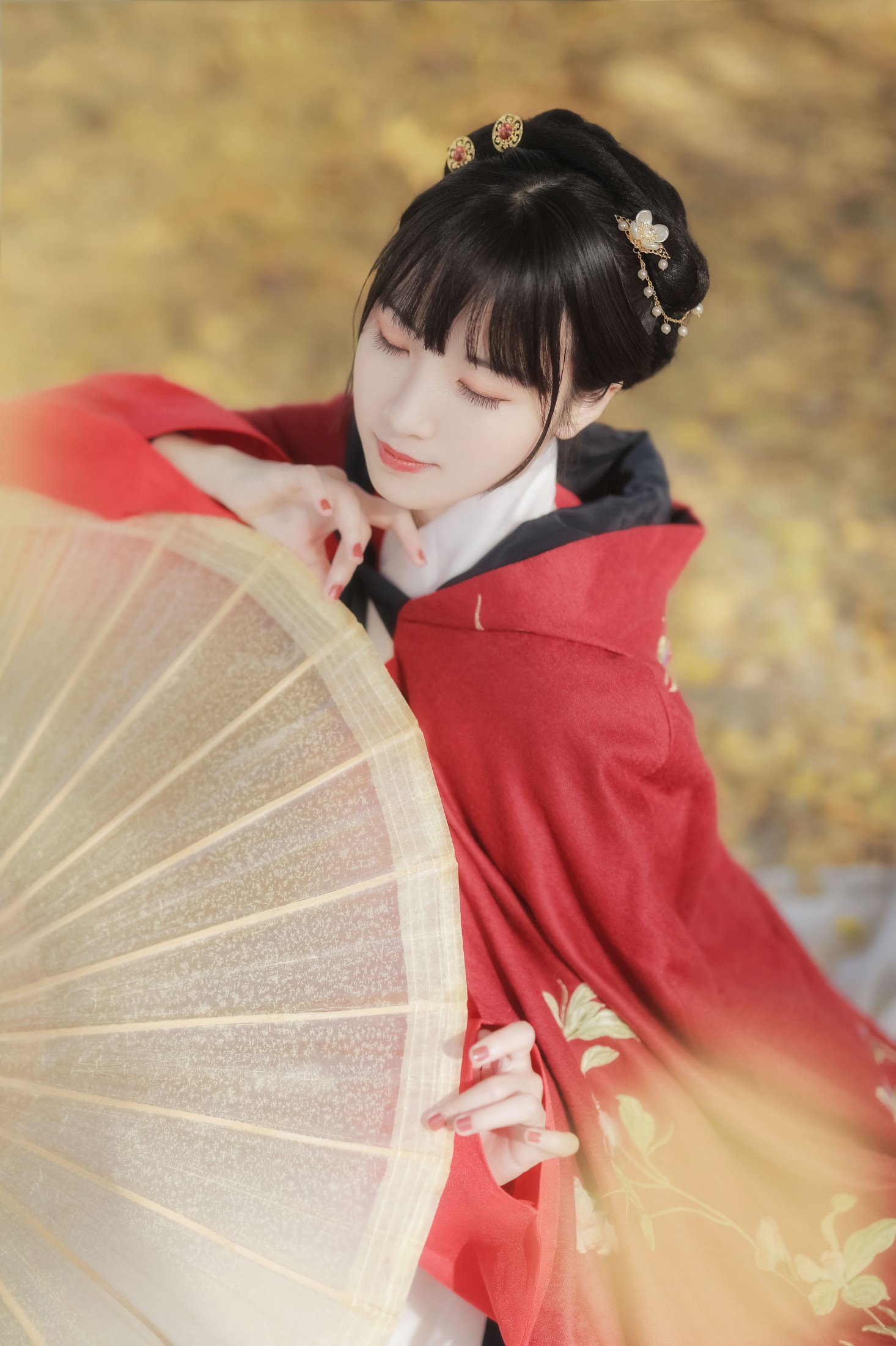 荞兜麻黛 – 《满园银杏落秋风》[29P]