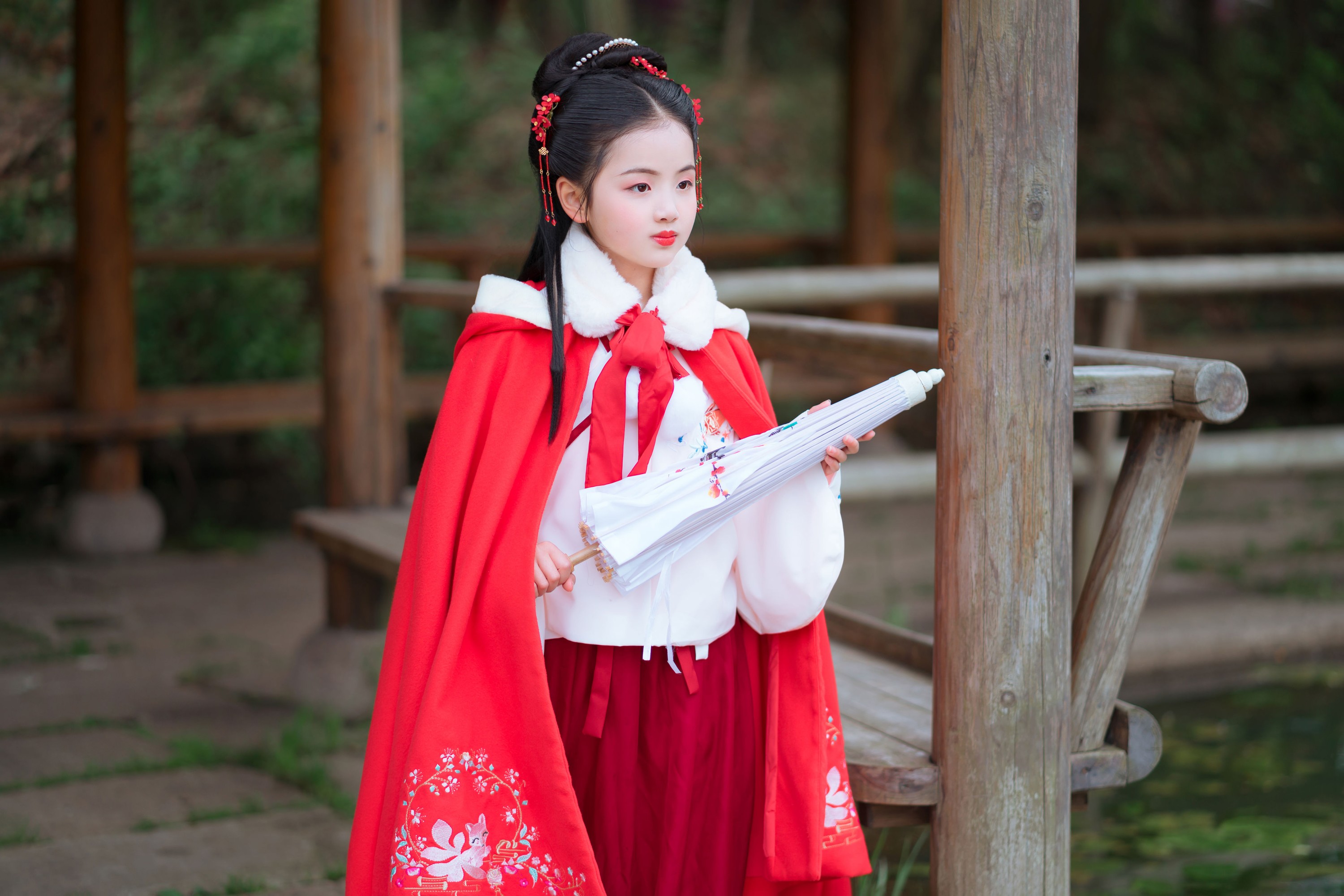 思语 – 《二月春暖花开》[31P]