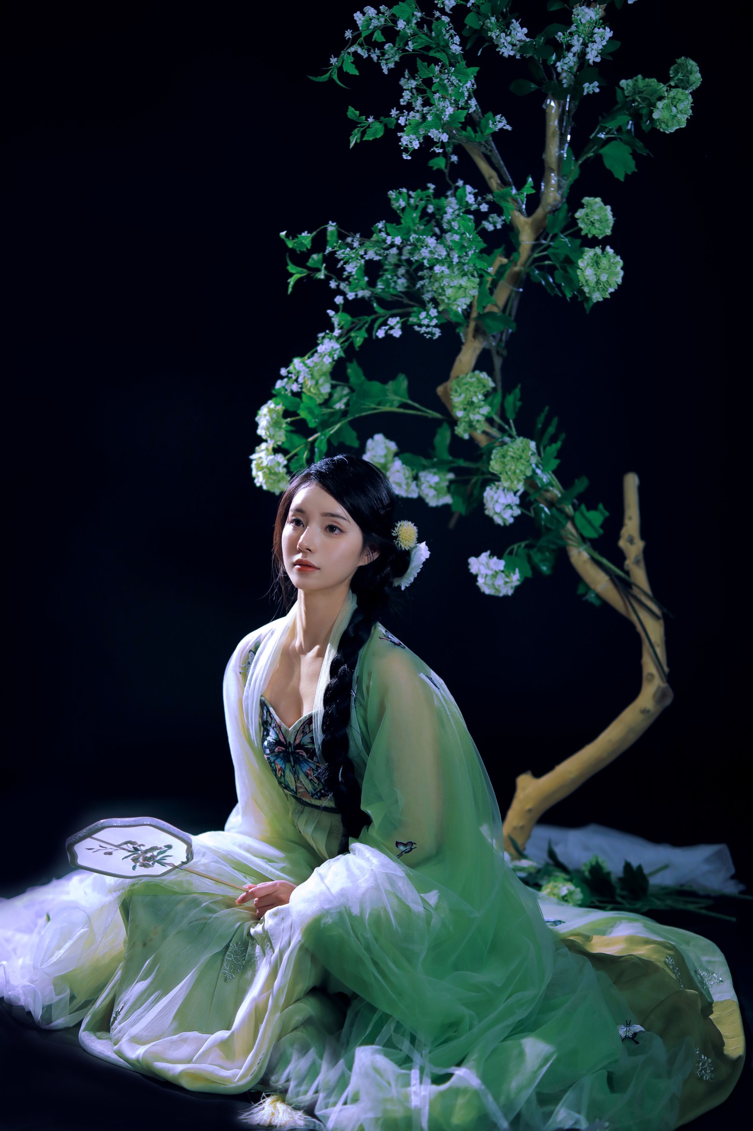 绾颜 – 《破茧成蝶》[21P]