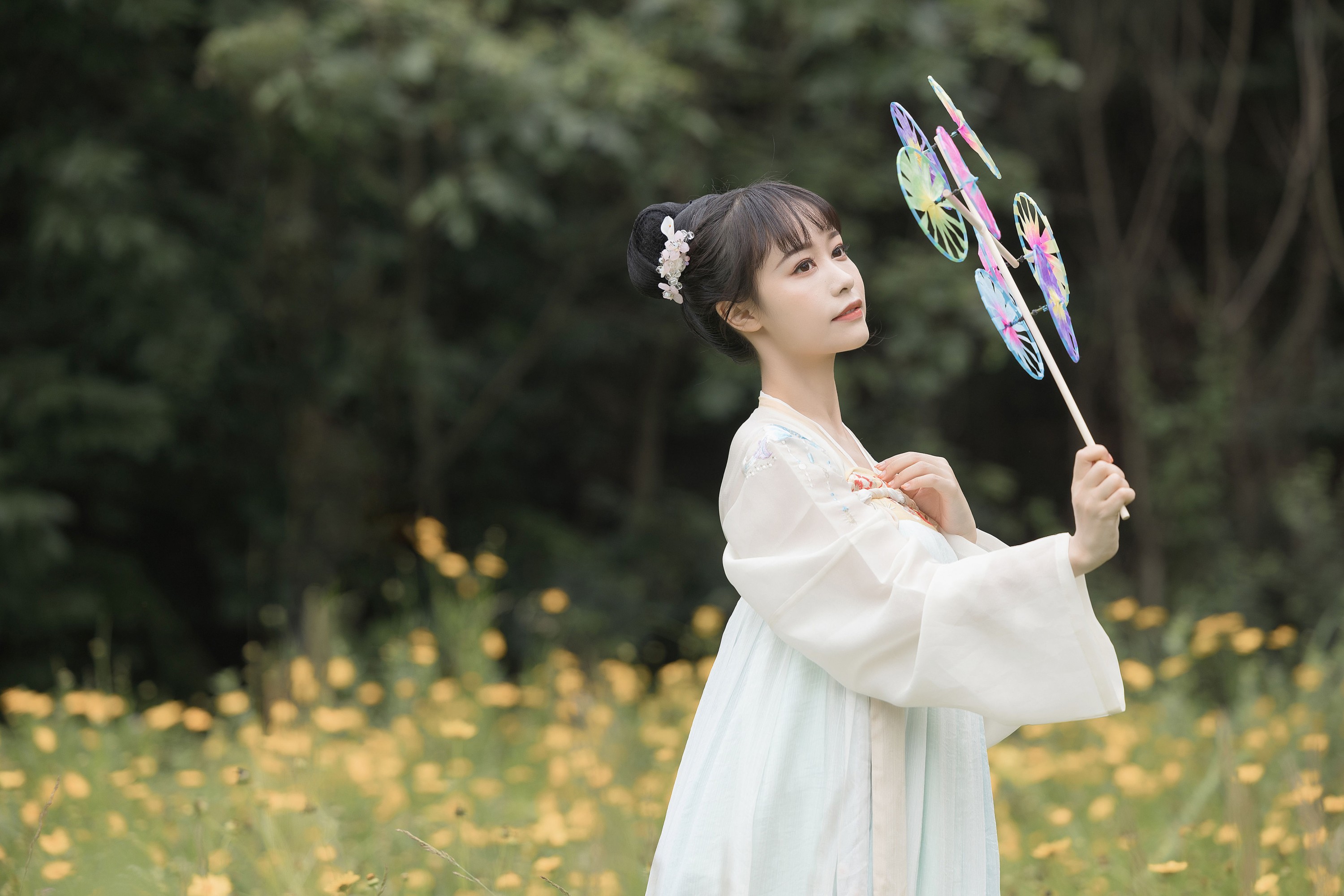 梨一依 – 《小花花》[43P]