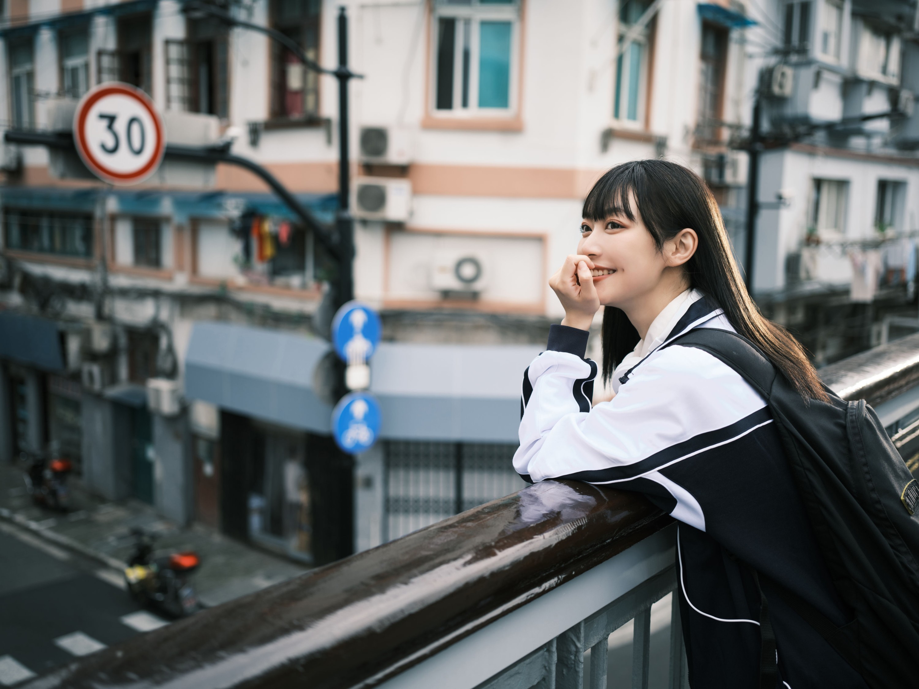 飞鸟咕咕- – 《校服》[23P]