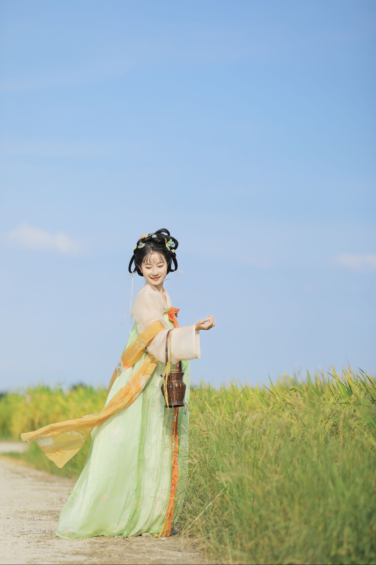 莹莹 – 《稻香》[21P]