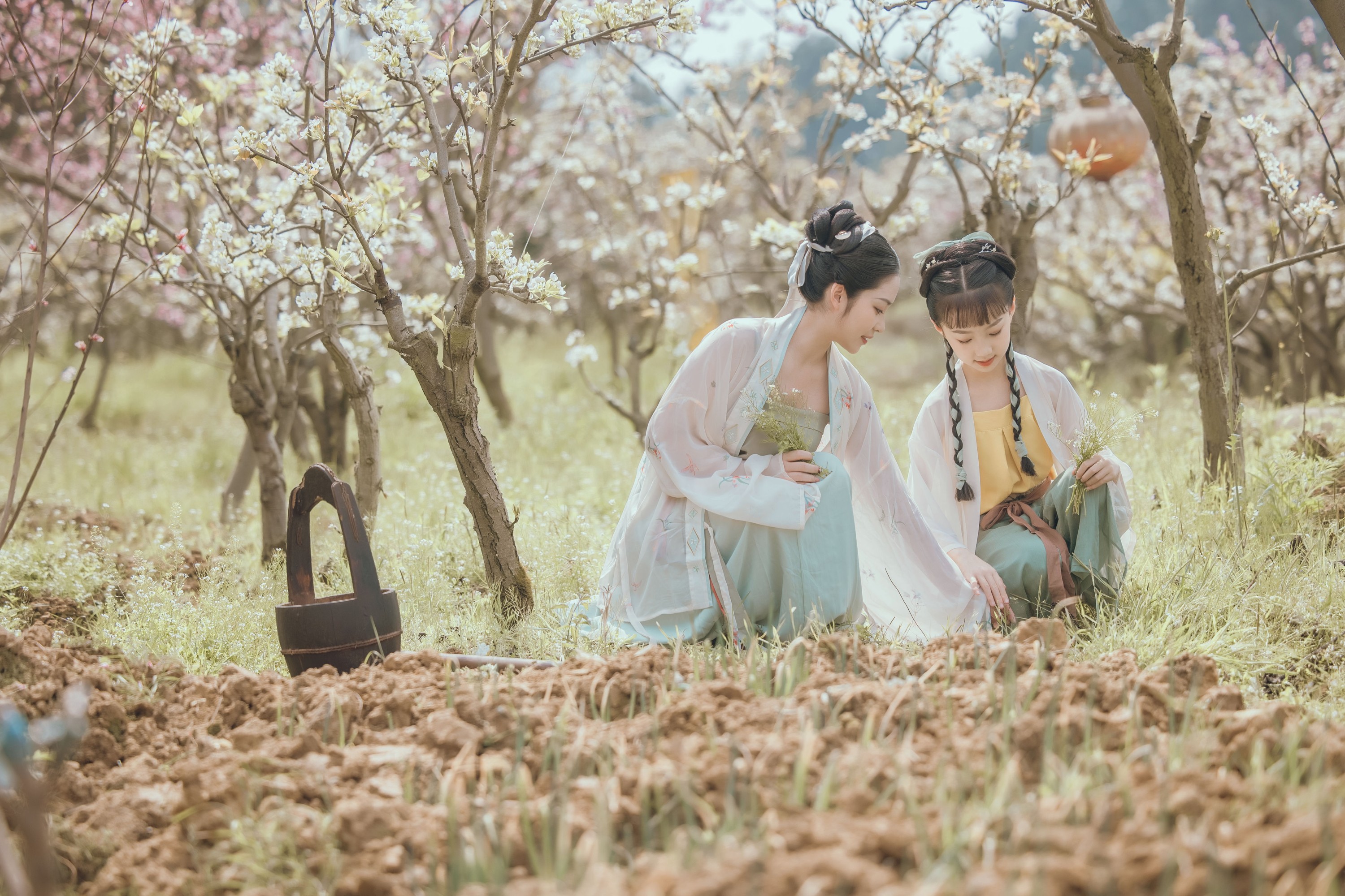 睿睿 – 《春日》[56P]