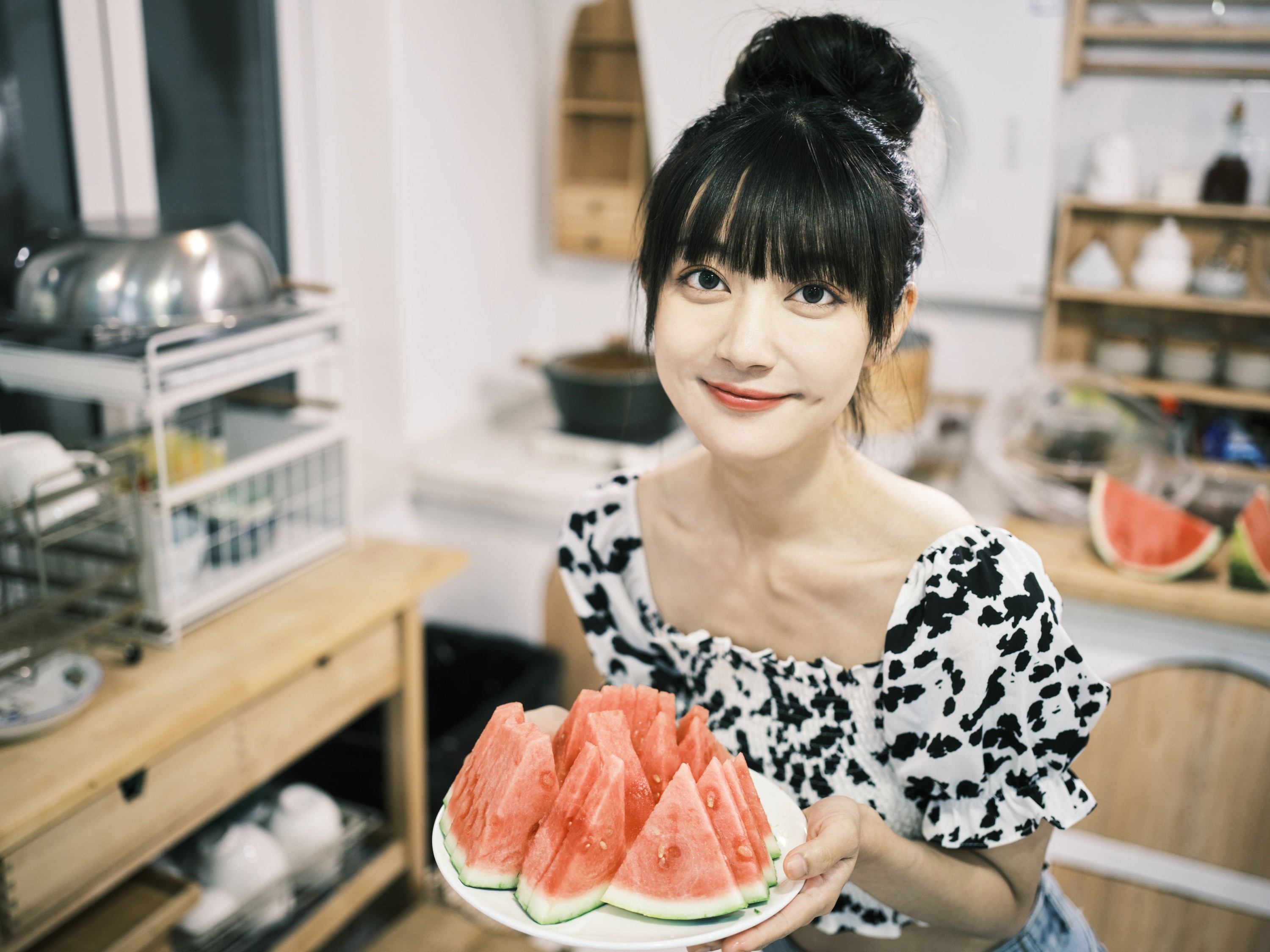 飞鸟咕咕- – 《厨房吃瓜》[31P]