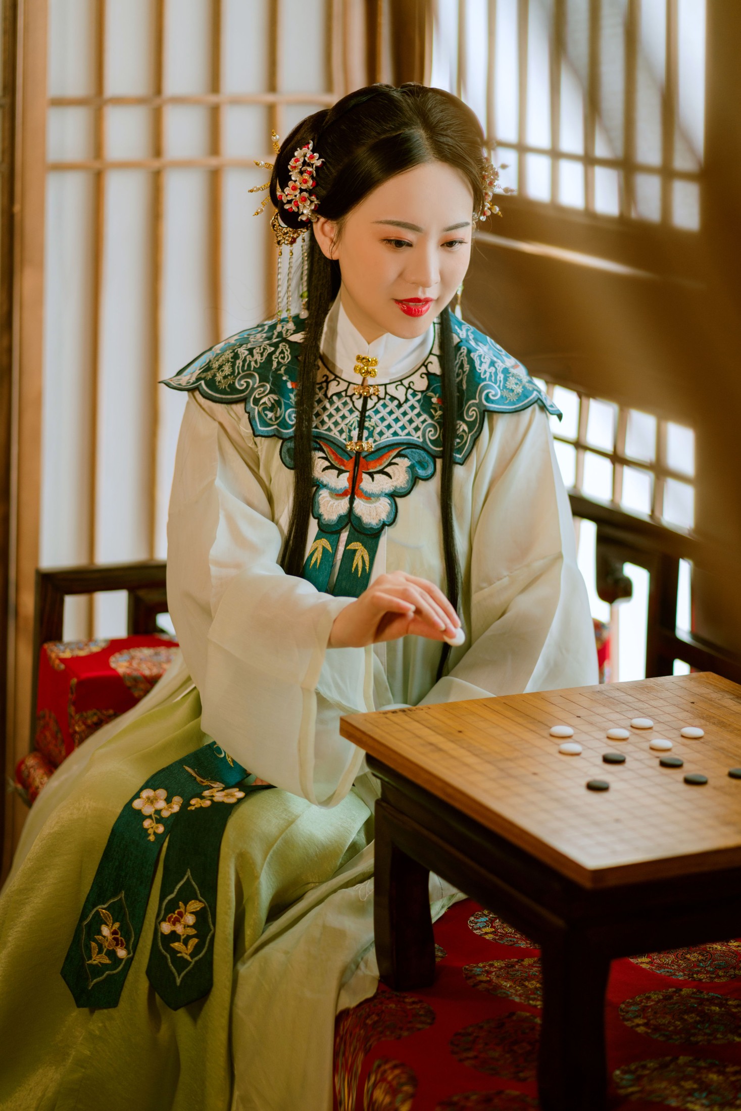 潇潇 – 《一袭青衣》[32P]