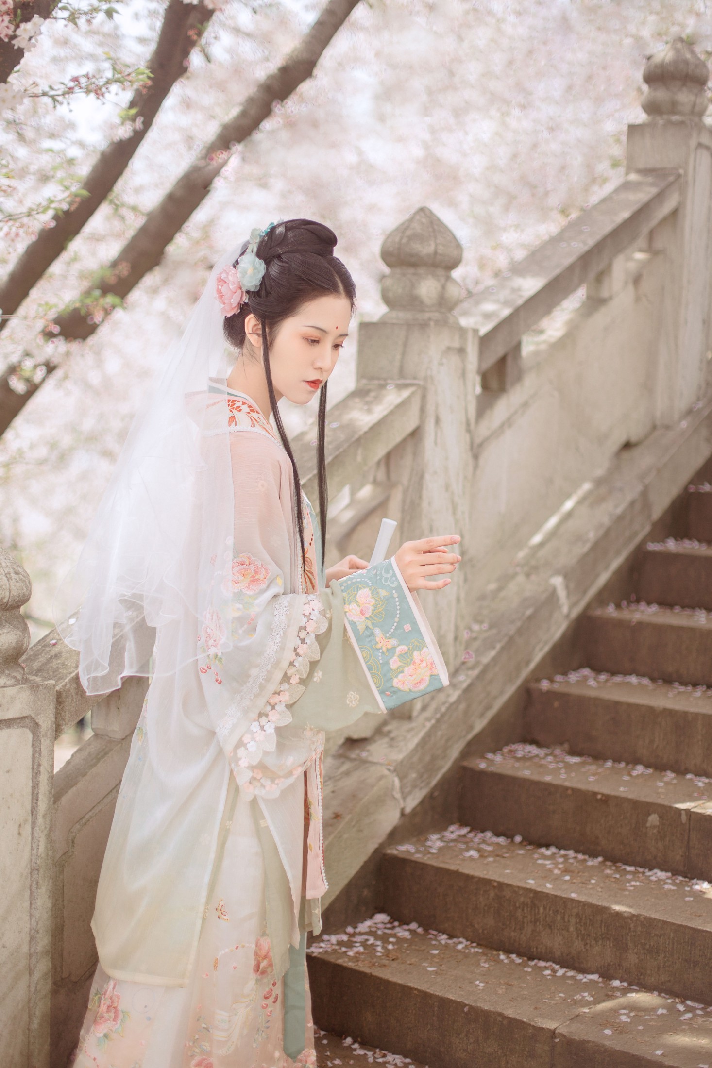 沐槿cutie – 《春日宴》[31P]