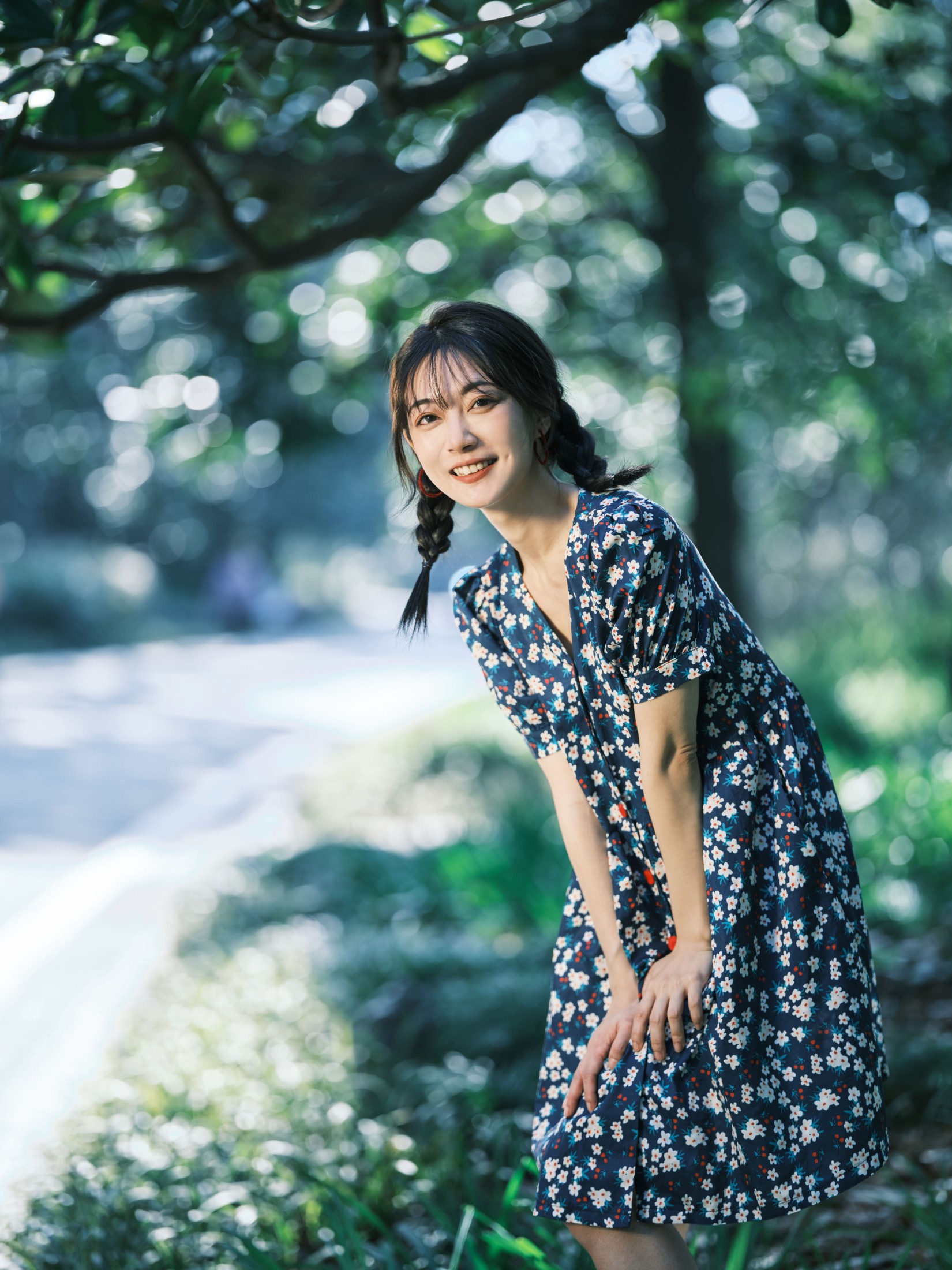 飞鸟咕咕- – 《复古碎花裙》[31P]