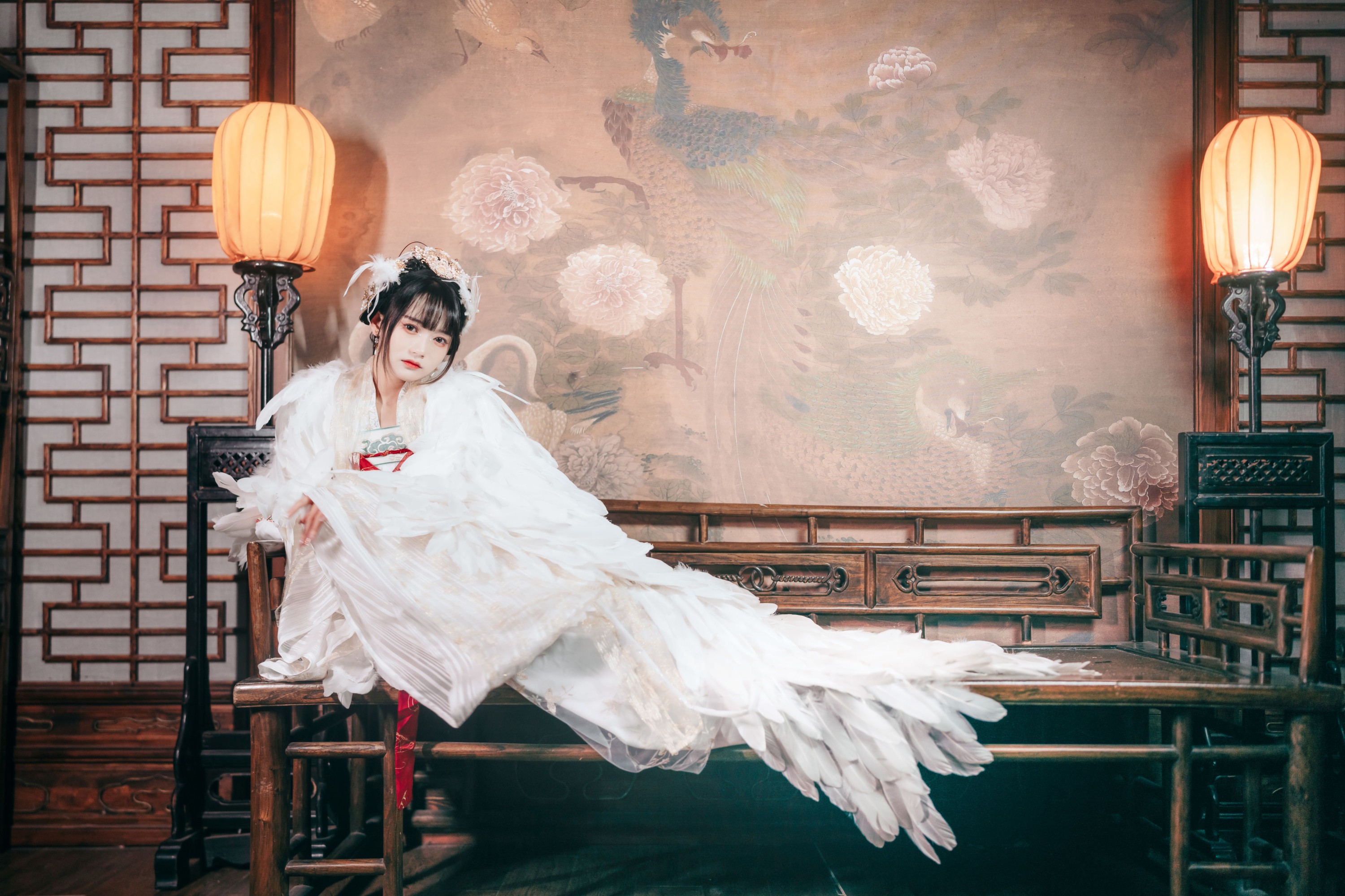 兔子Zzz不吃胡萝卜 – 《吉祥鸟》[22P]