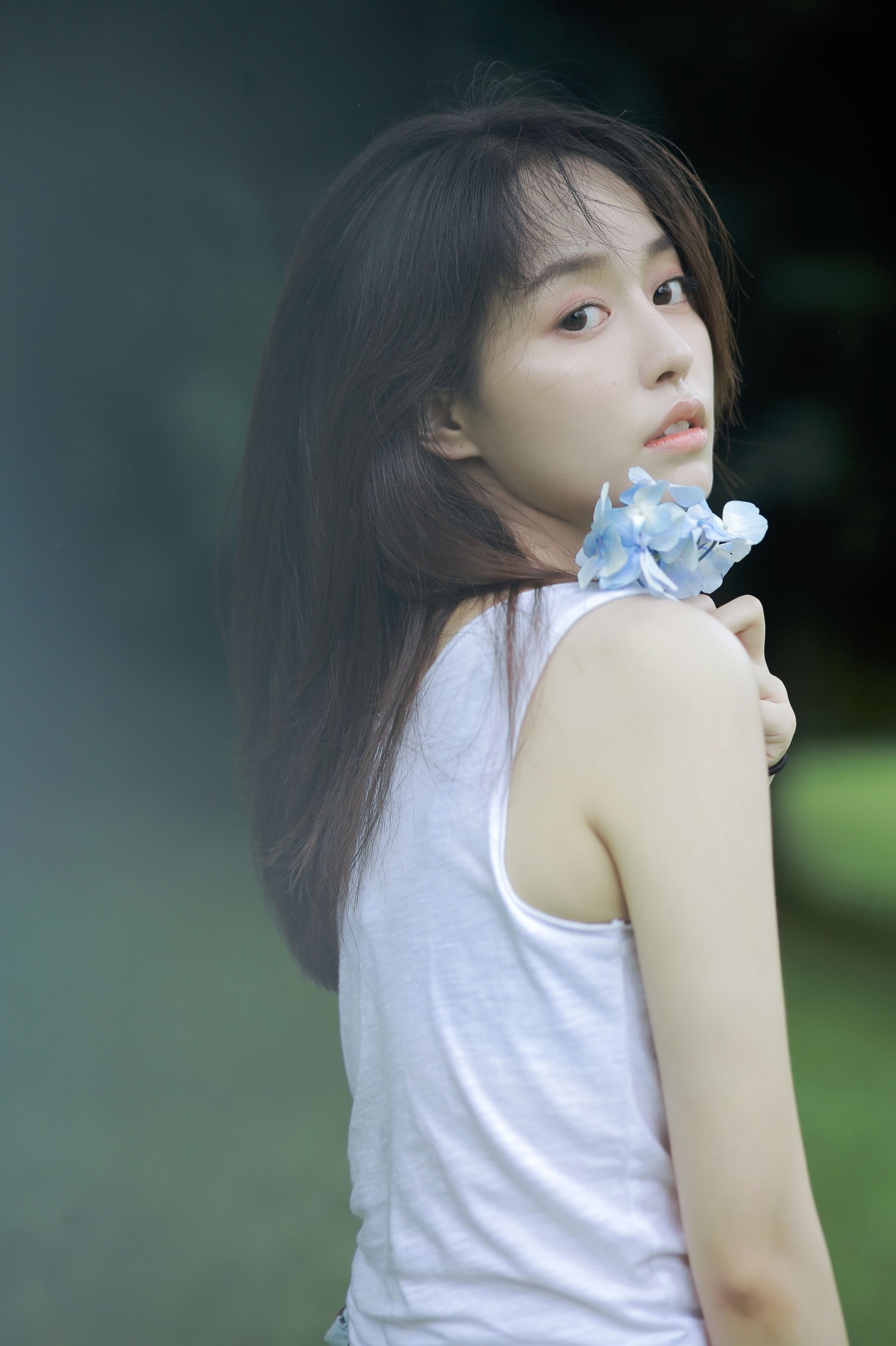 屈凌西 – 《雨后清爽的风》[22P]