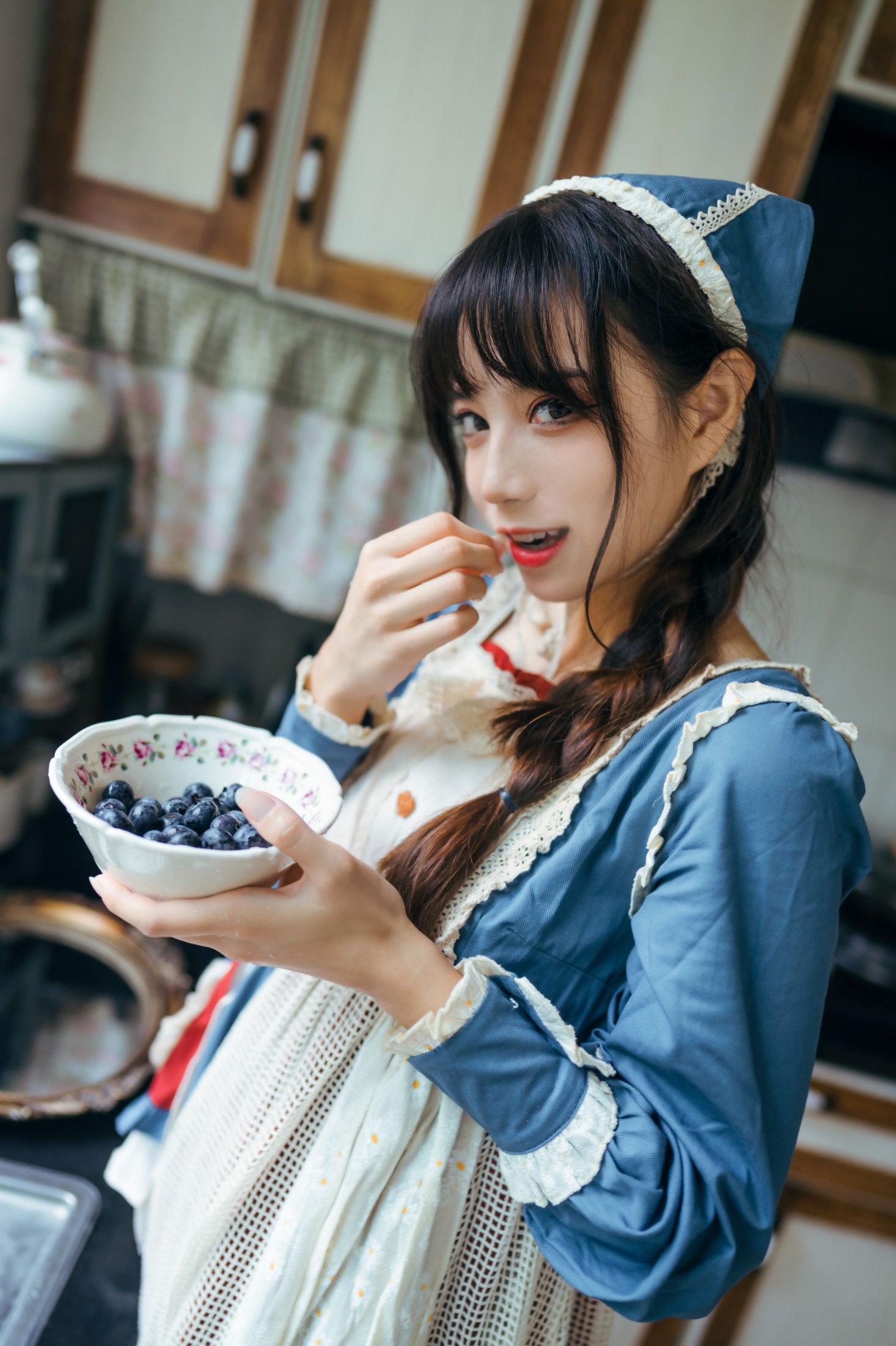 贰加六 – 《小厨娘》[23P]