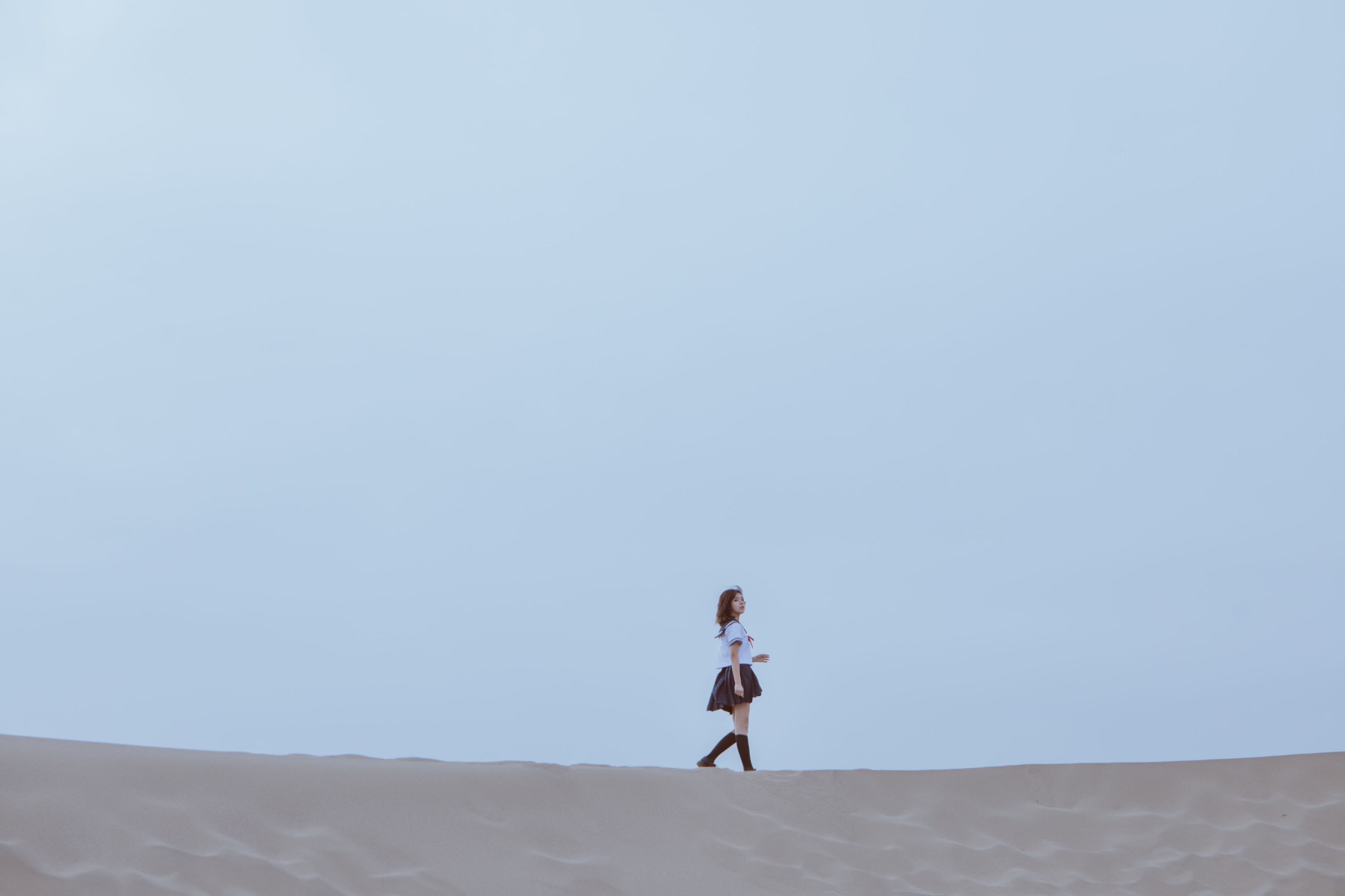 佳佳子_zZ – 《沙漠JK》[24P]