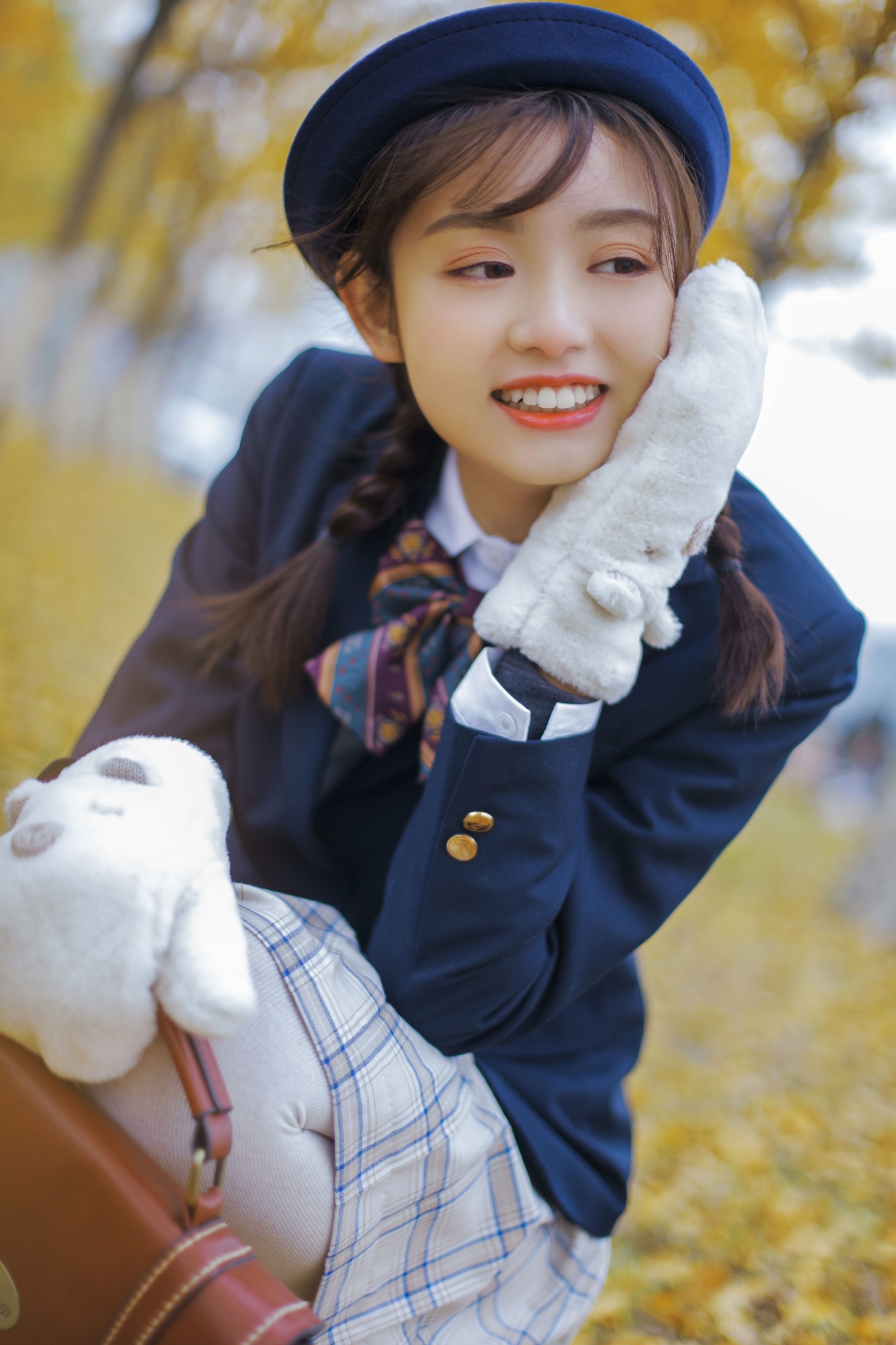 芊芊 – 《银杏物语》[29P]