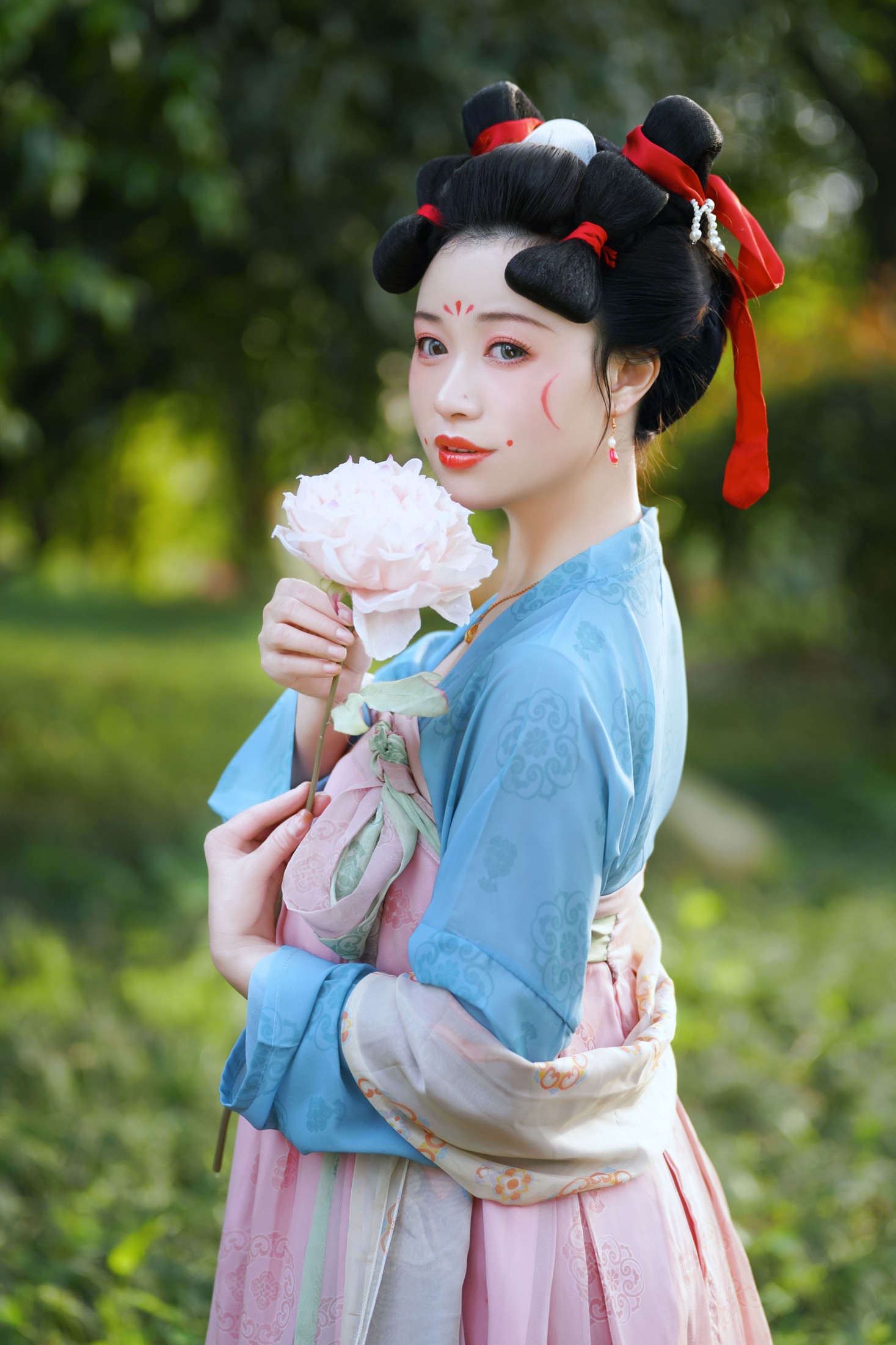 笑格格 新元 – 《春日宴》[32P]