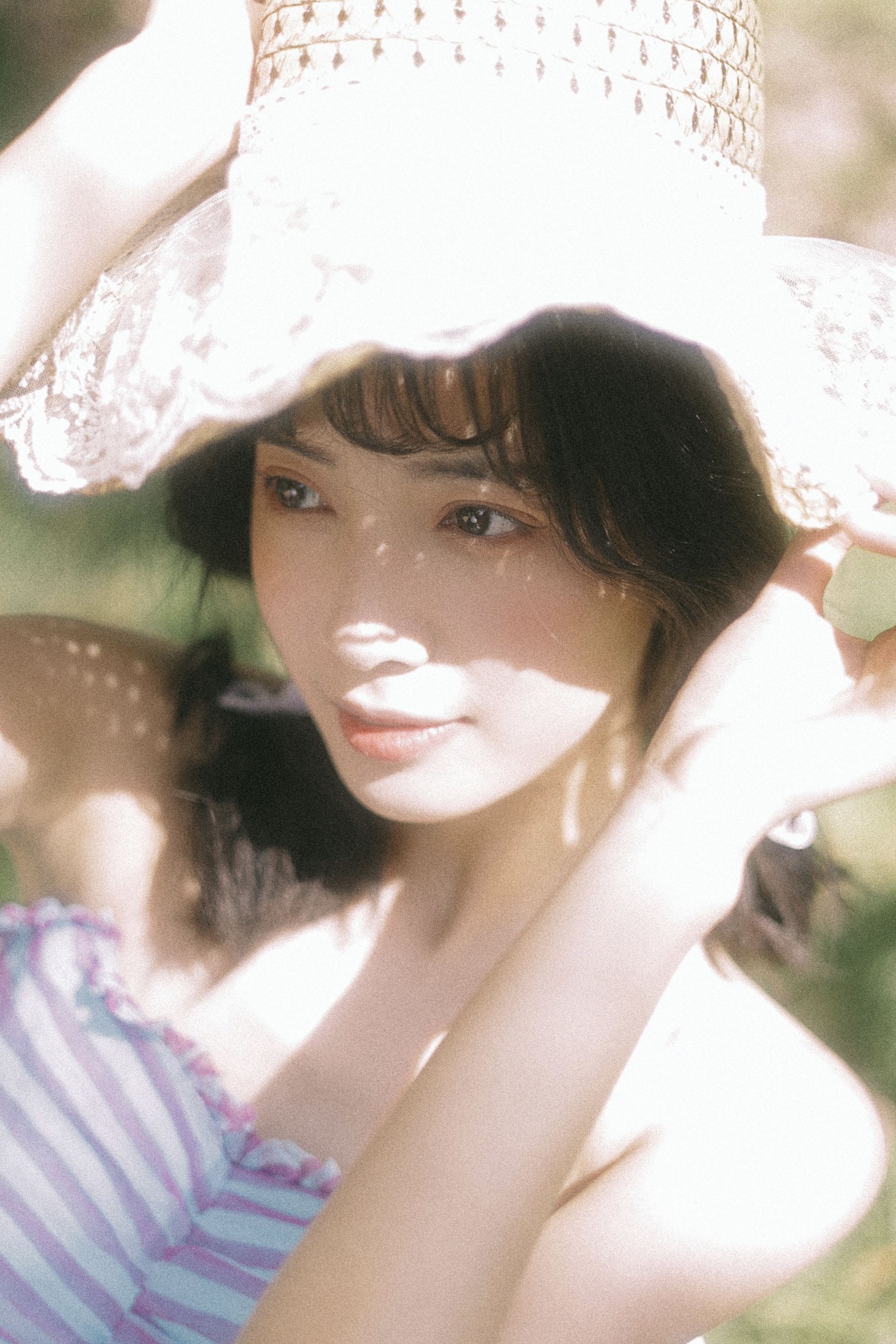 一只阿梦崽 – 《她的眸》[34P]