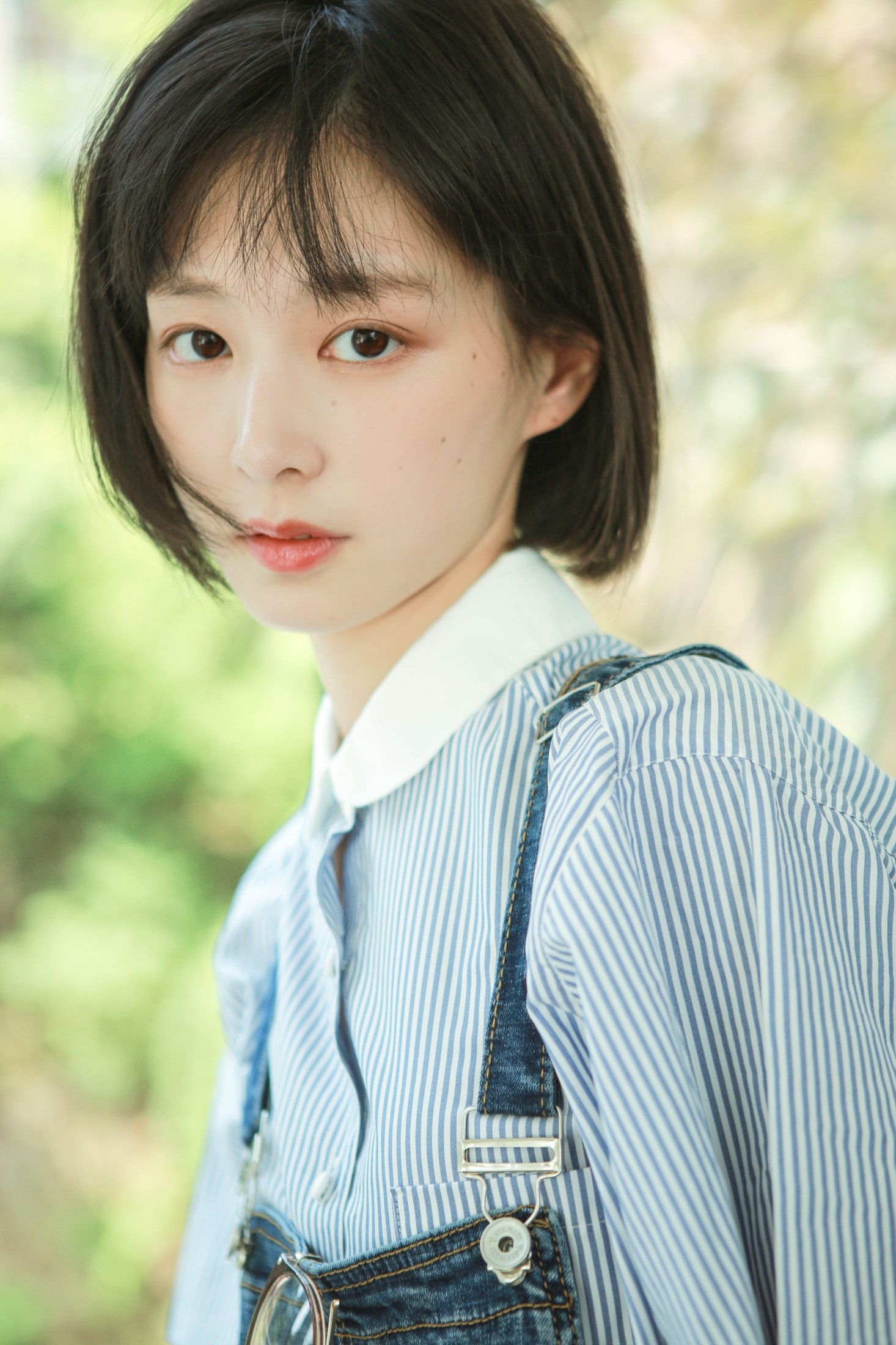 万粘青 – 《去拥抱一夏天的风》[30P]