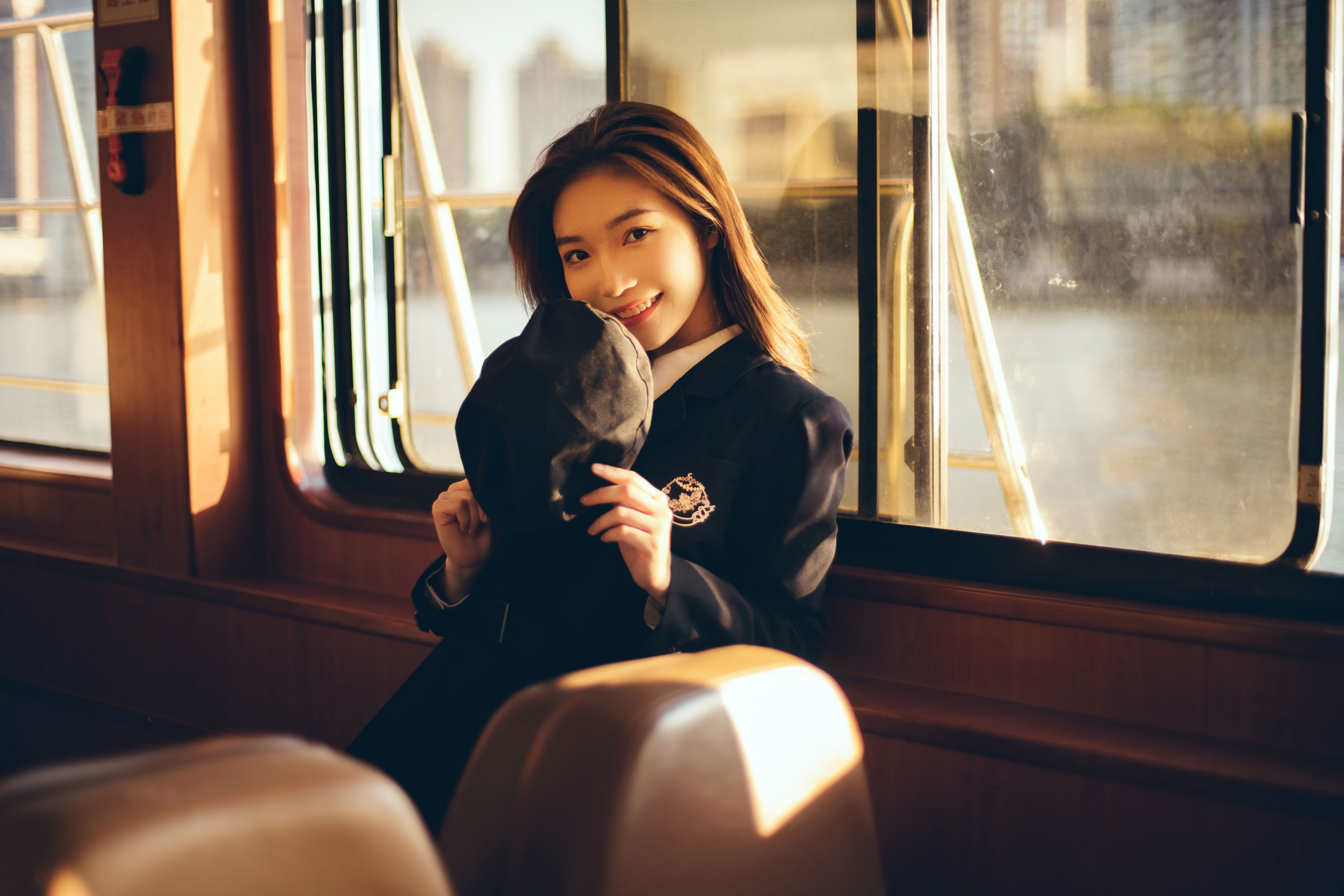 诚信肥宅seiya – 《水上巴士逆光JK》[30P]