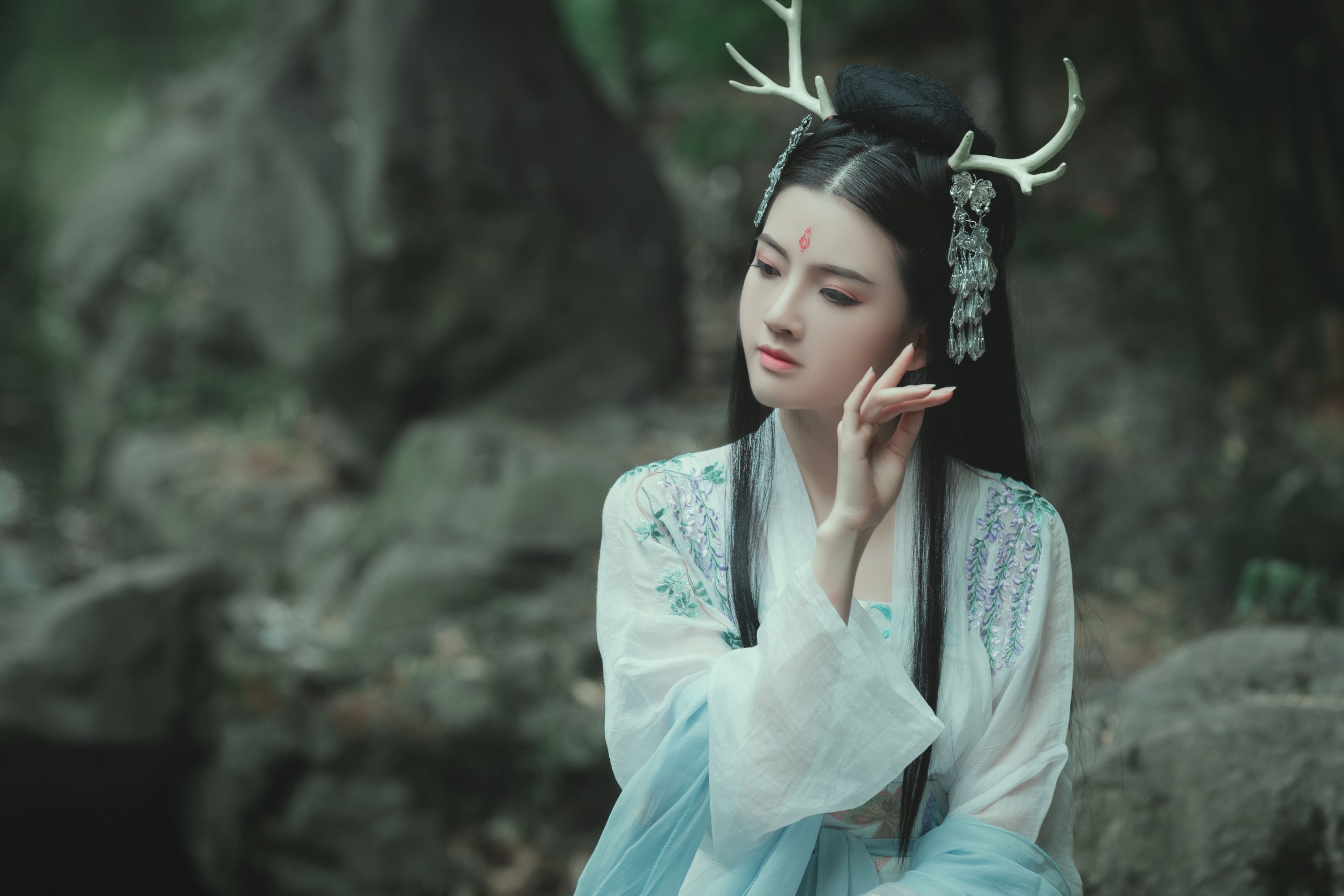 Tifa丁小妮 – 《夫诸》[20P]