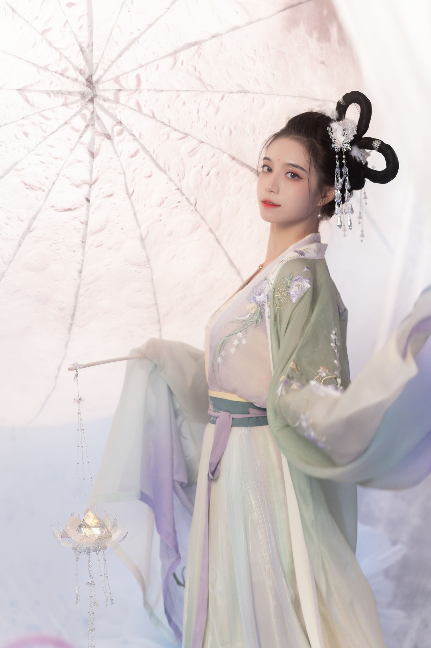 贰加六 兔子Zzz不吃胡萝卜 – 《玉兔与嫦娥》[42P]