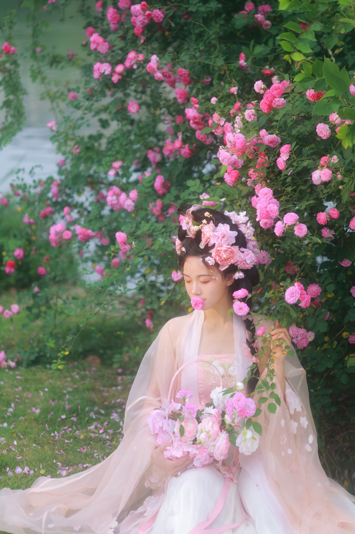 笑格格 – 《蔷薇花神》[35P]