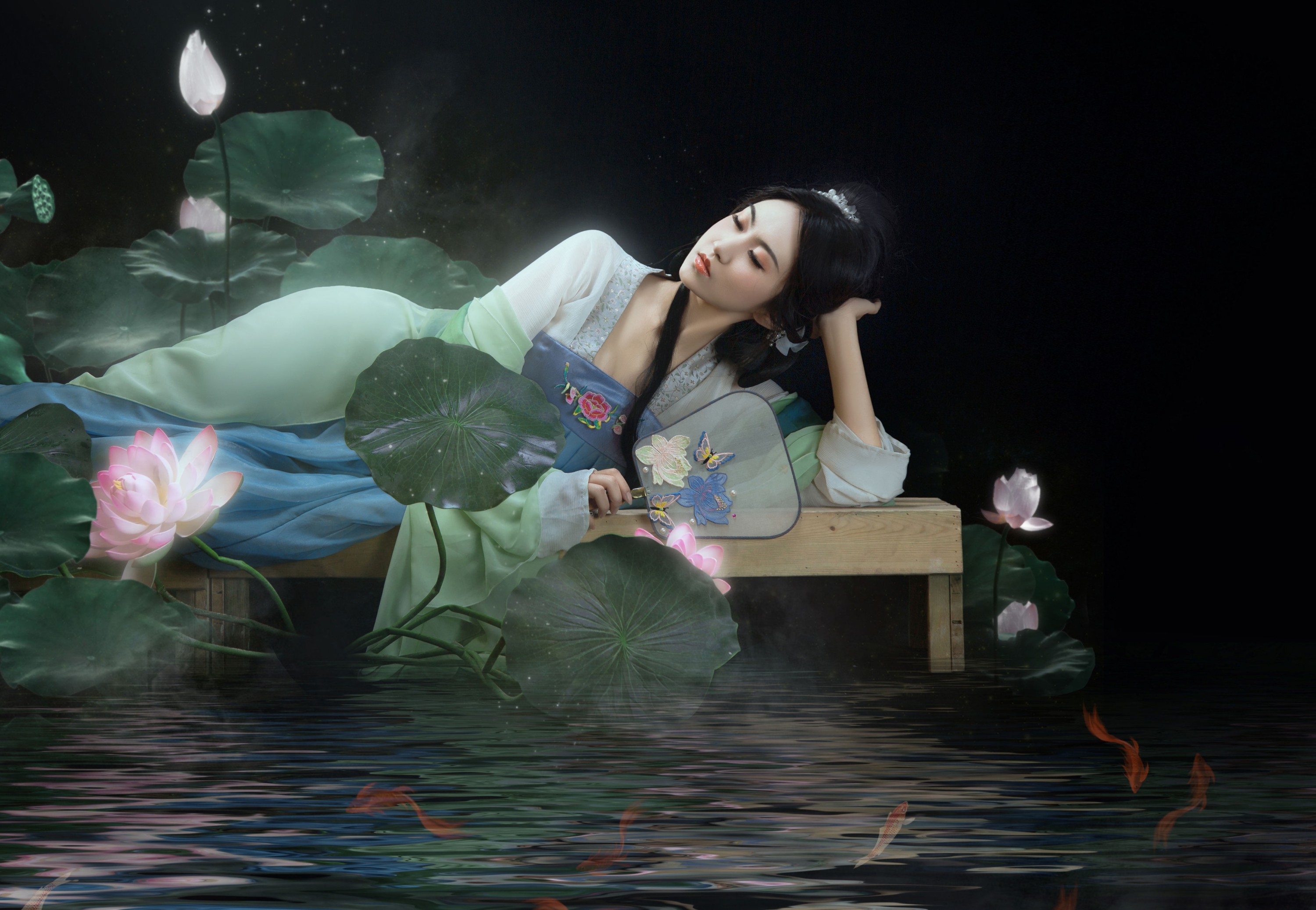 妮妮 – 《芰荷香》[22P]