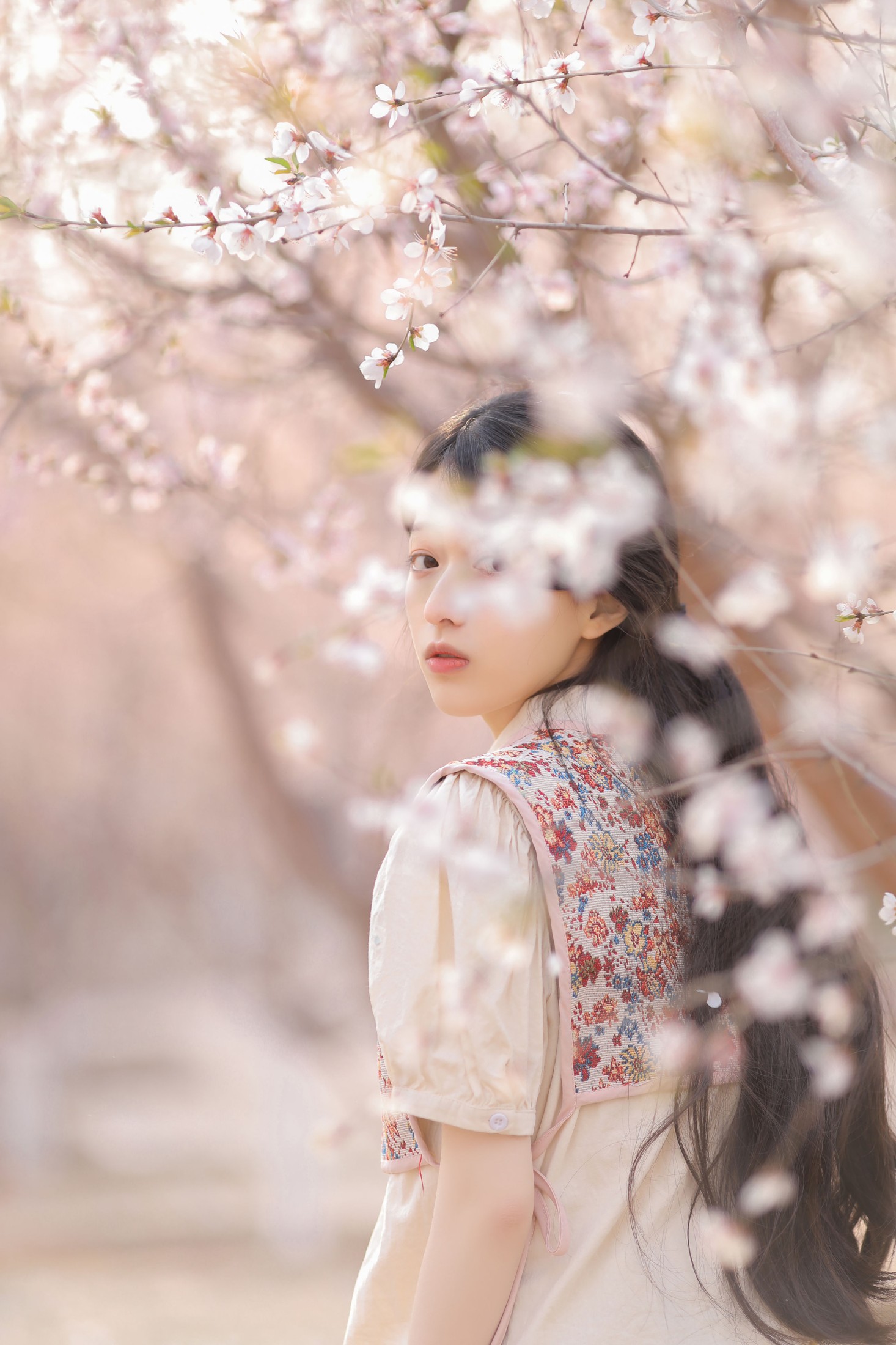 徐嘉悦 – 《请等等》[20P]