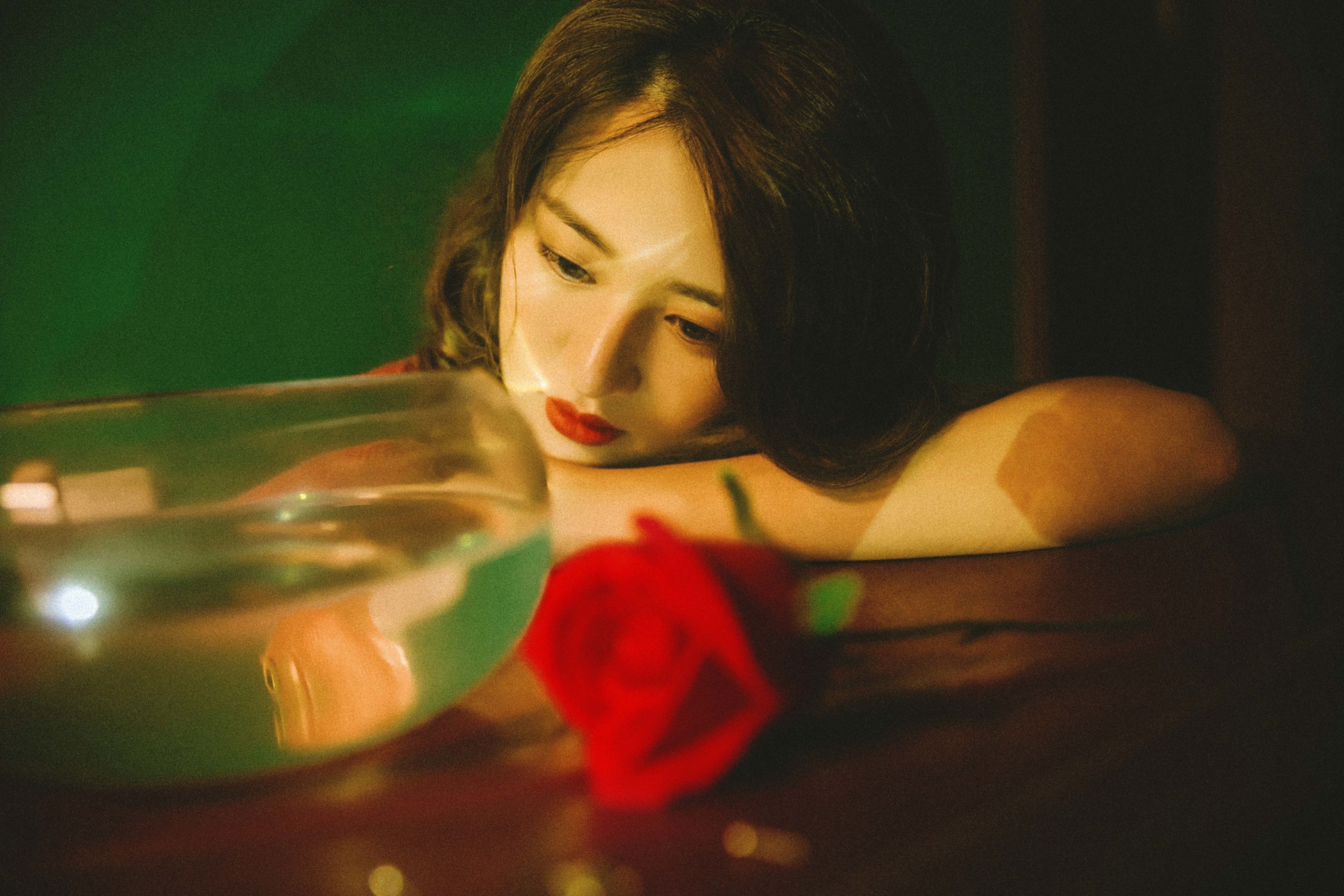 五更天的沈公子 – 《红》[23P]