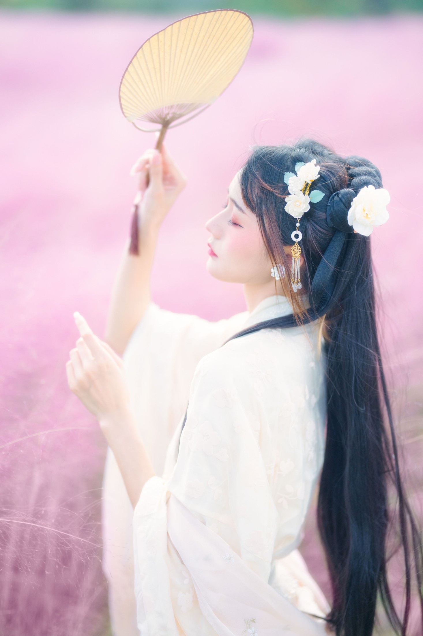 兔子Zzz不吃胡萝卜 – 《粉草回忆》[22P]