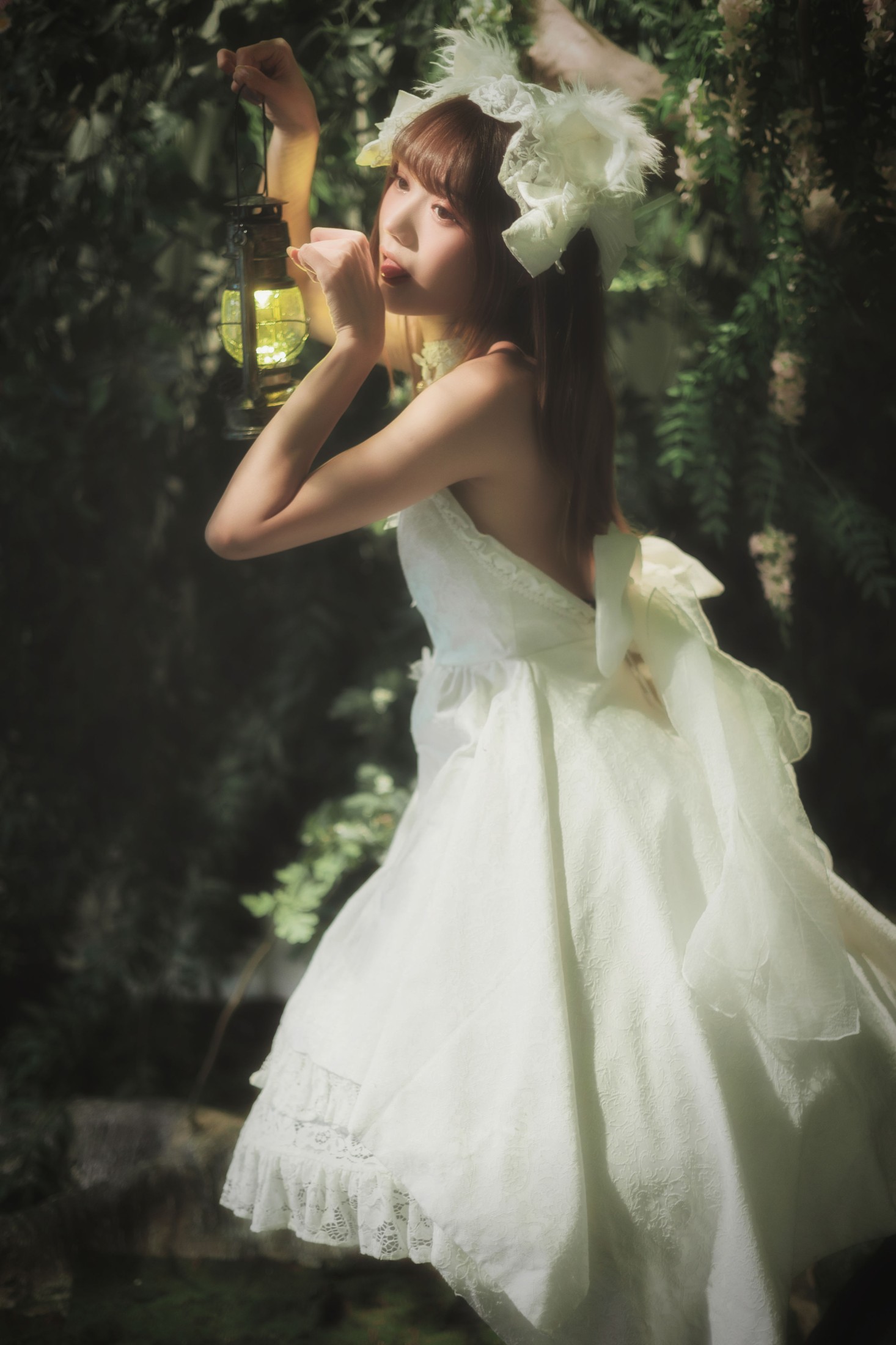 兔子Zzz不吃胡萝卜 – 《魔法之树》[34P]