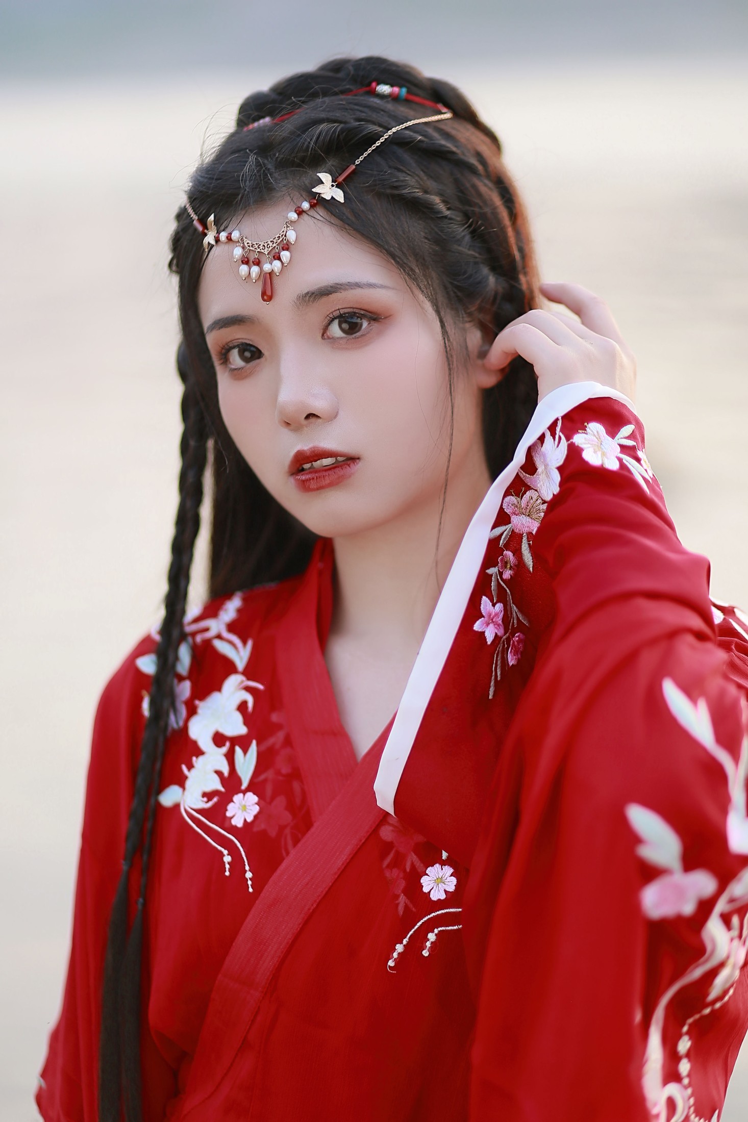 沂越 – 《异域小公主》[36P]