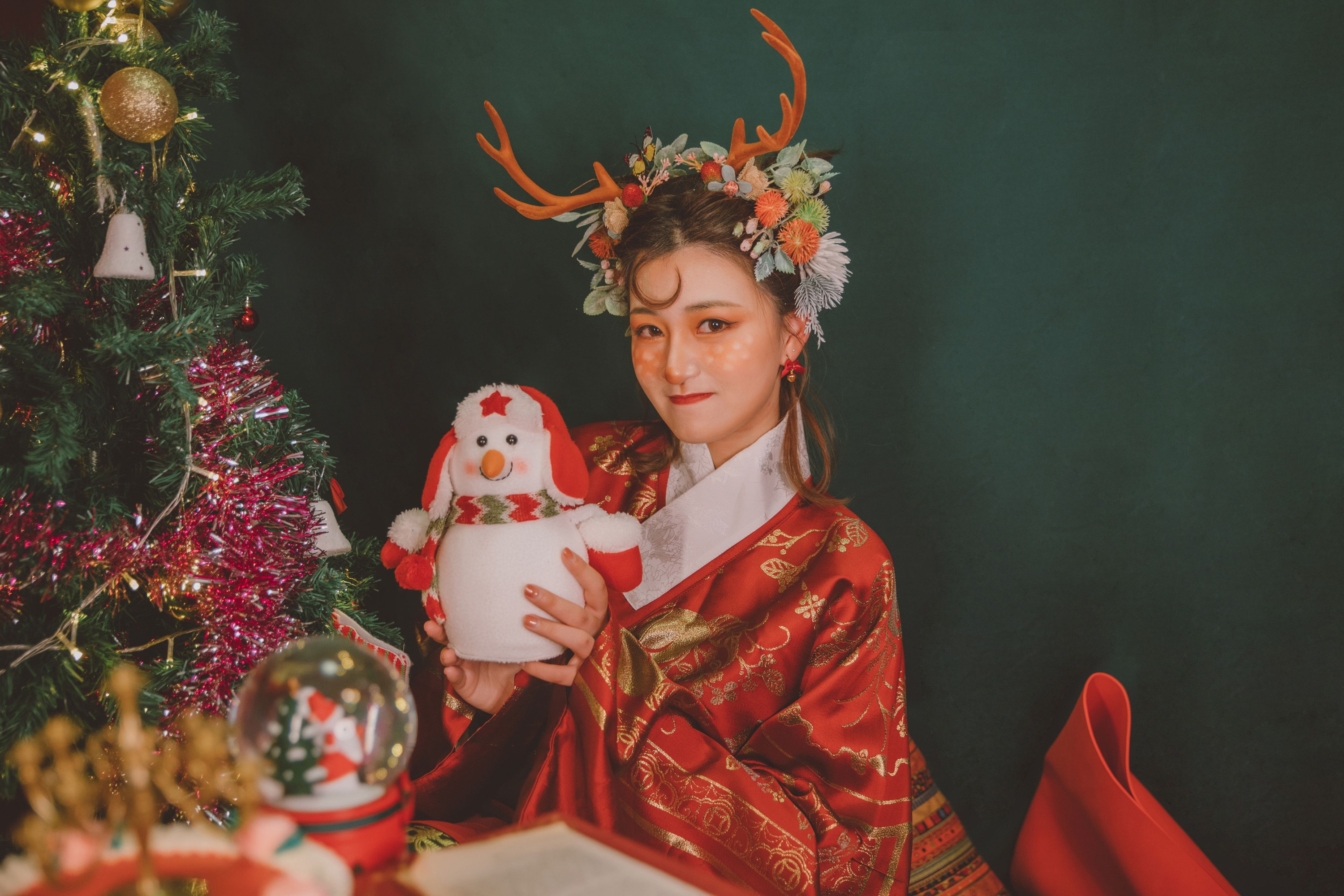 五更天的沈公子 – 《圣诞小鹿》[24P]