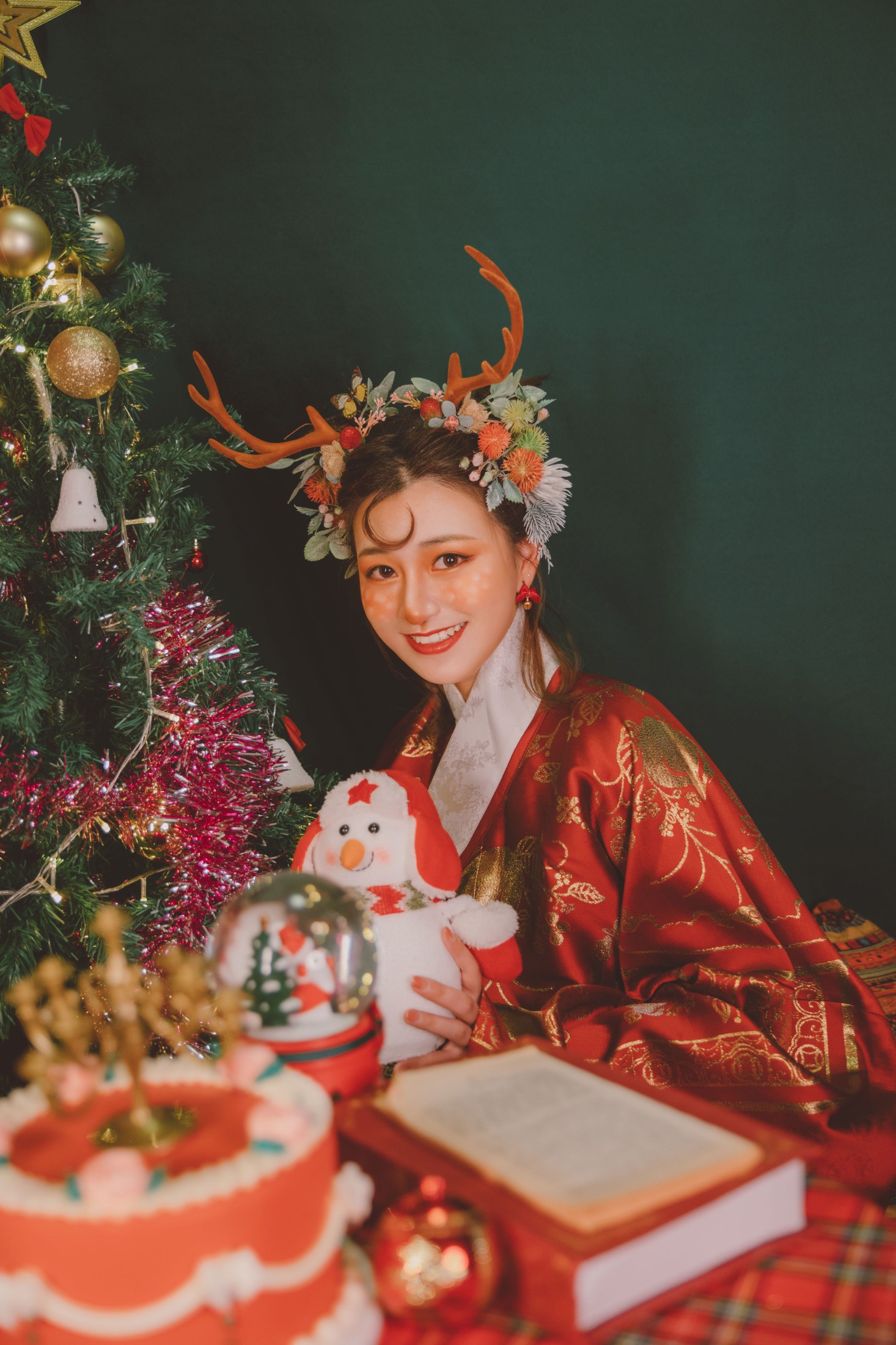 五更天的沈公子 – 《圣诞小鹿》[24P]