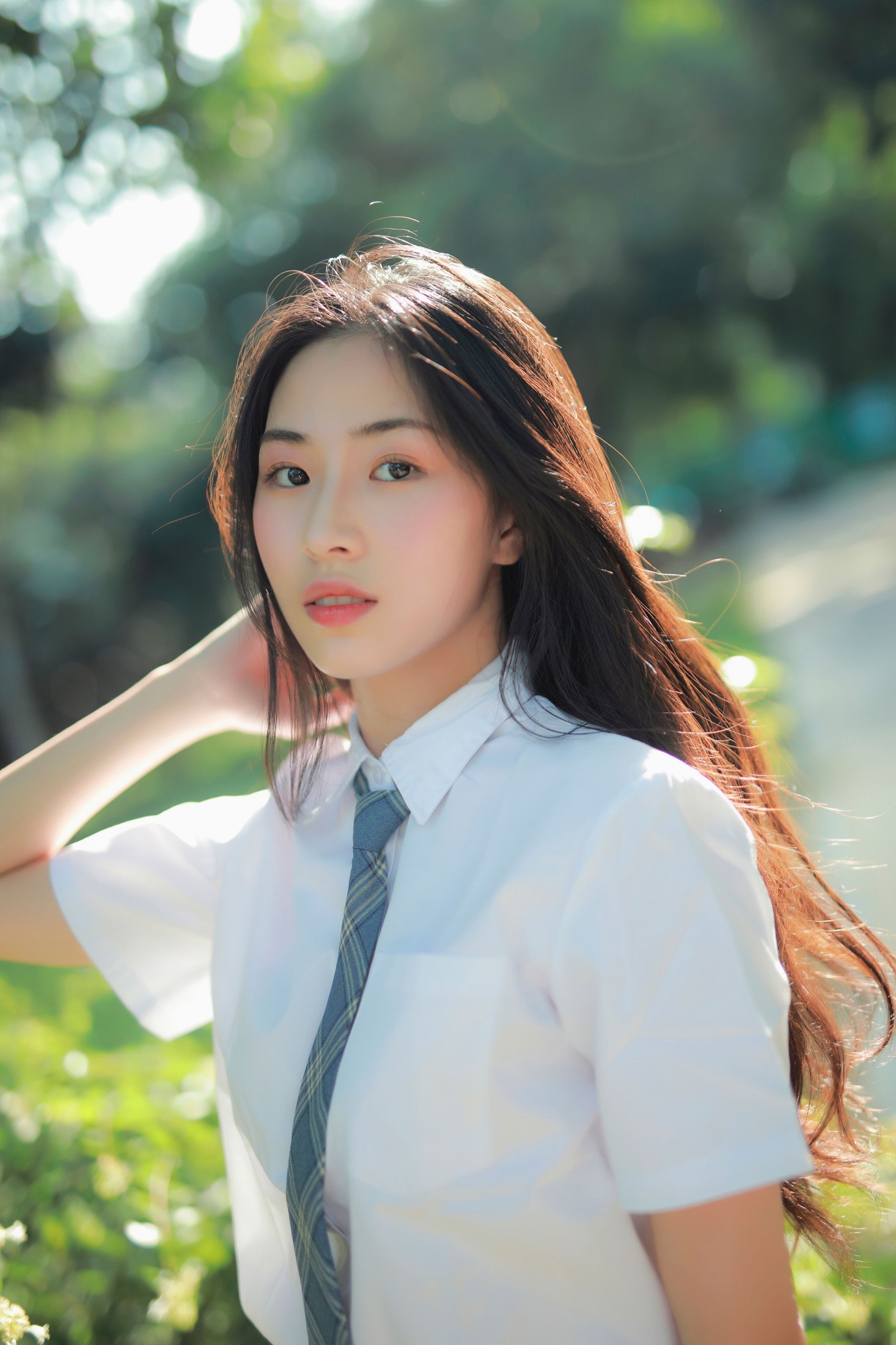 一帆 – 《风很温柔，花很鲜艳》[22P]