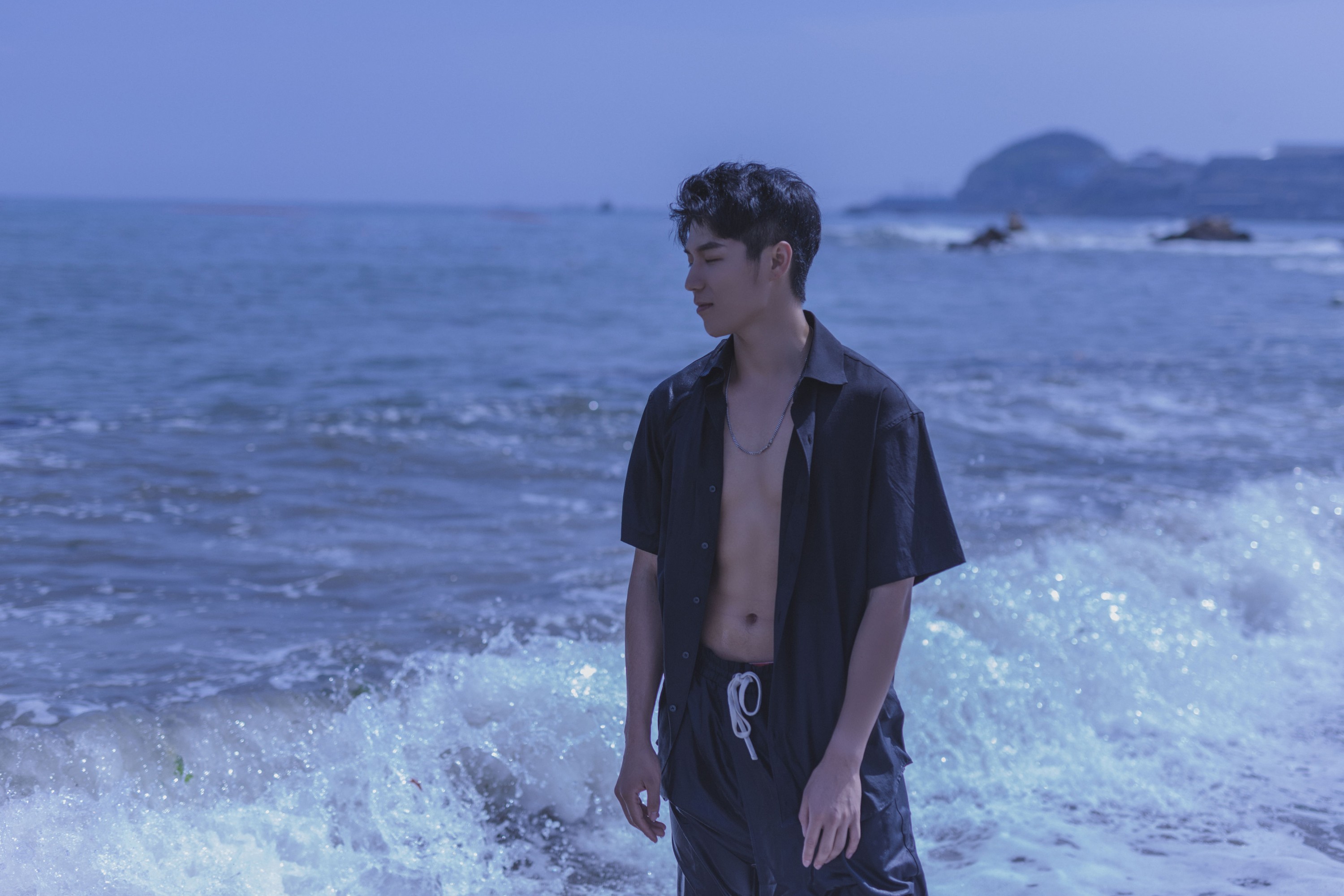 他是龙 – 《蓝色海洋》[24P]