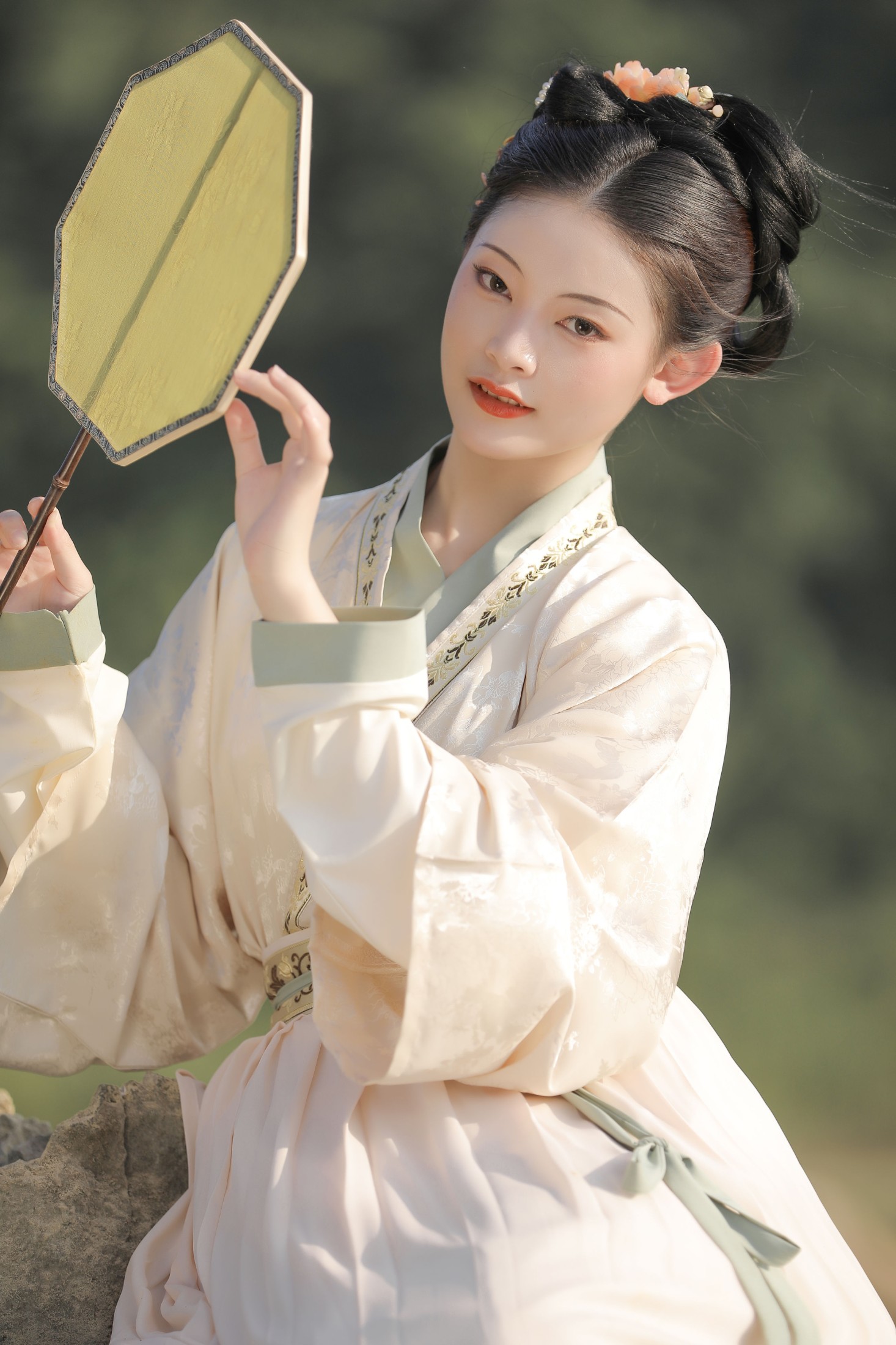 岳红橙黄绿蓝靛紫铮 – 《山水之间 》[22P]