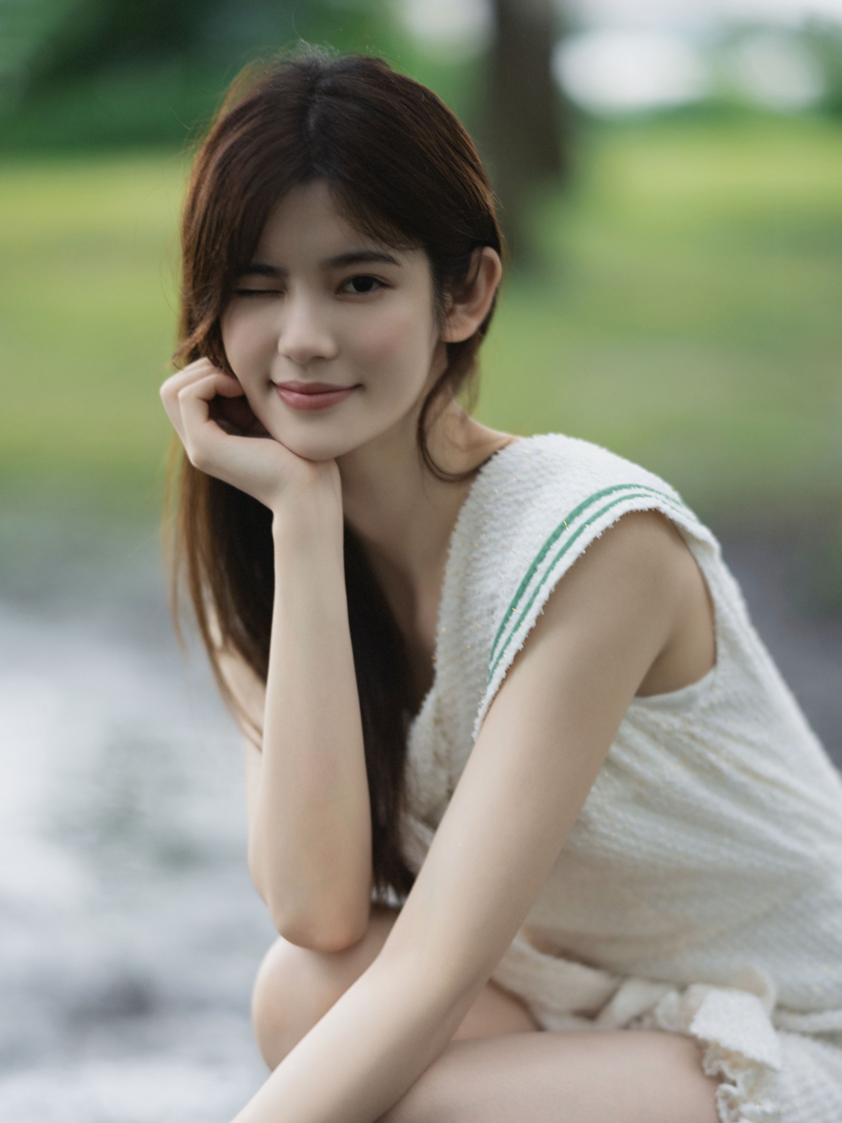 诗诗 – 《晴天阴天雨天》[47P]