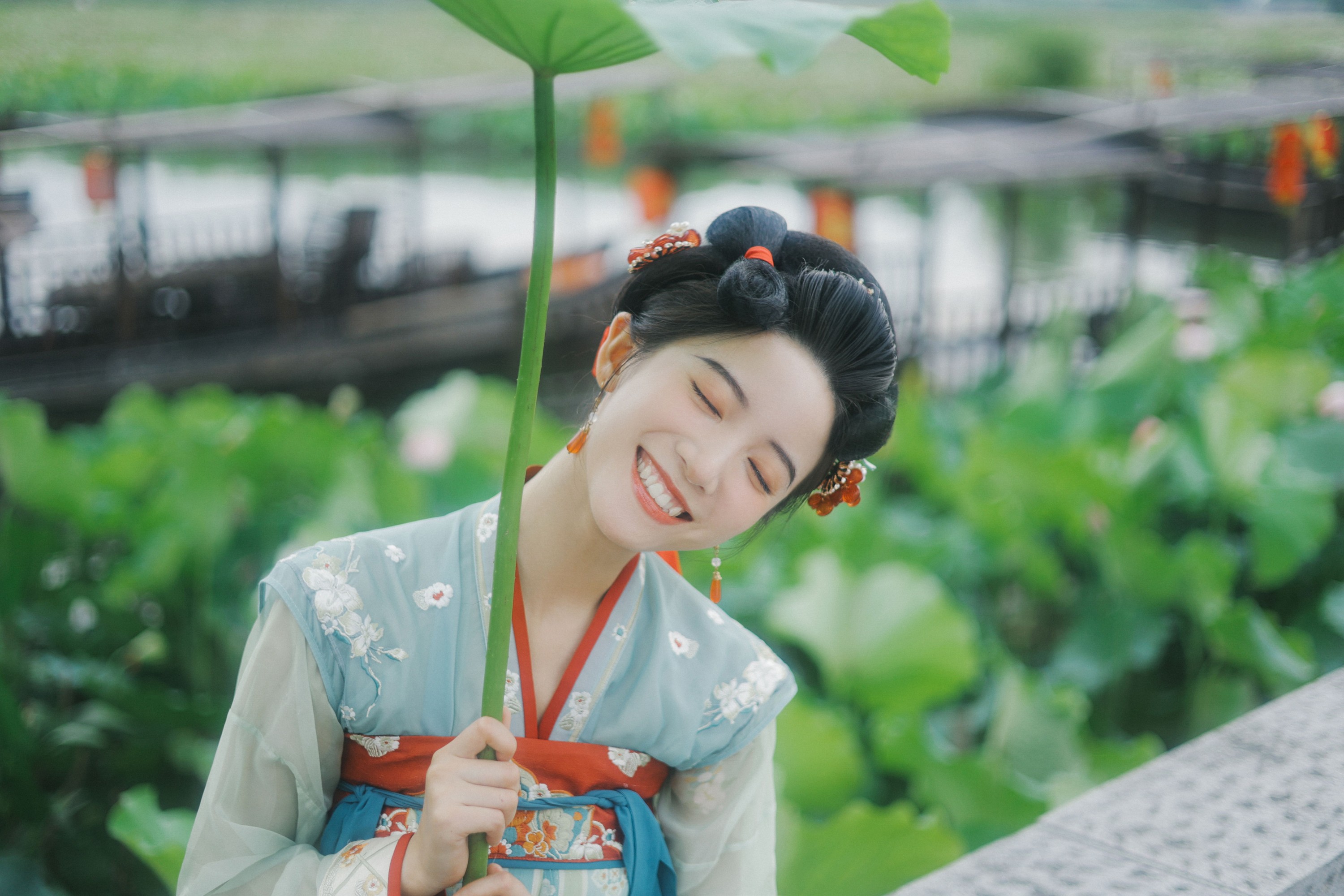 一只阿梦崽 – 《夏荷》[39P]