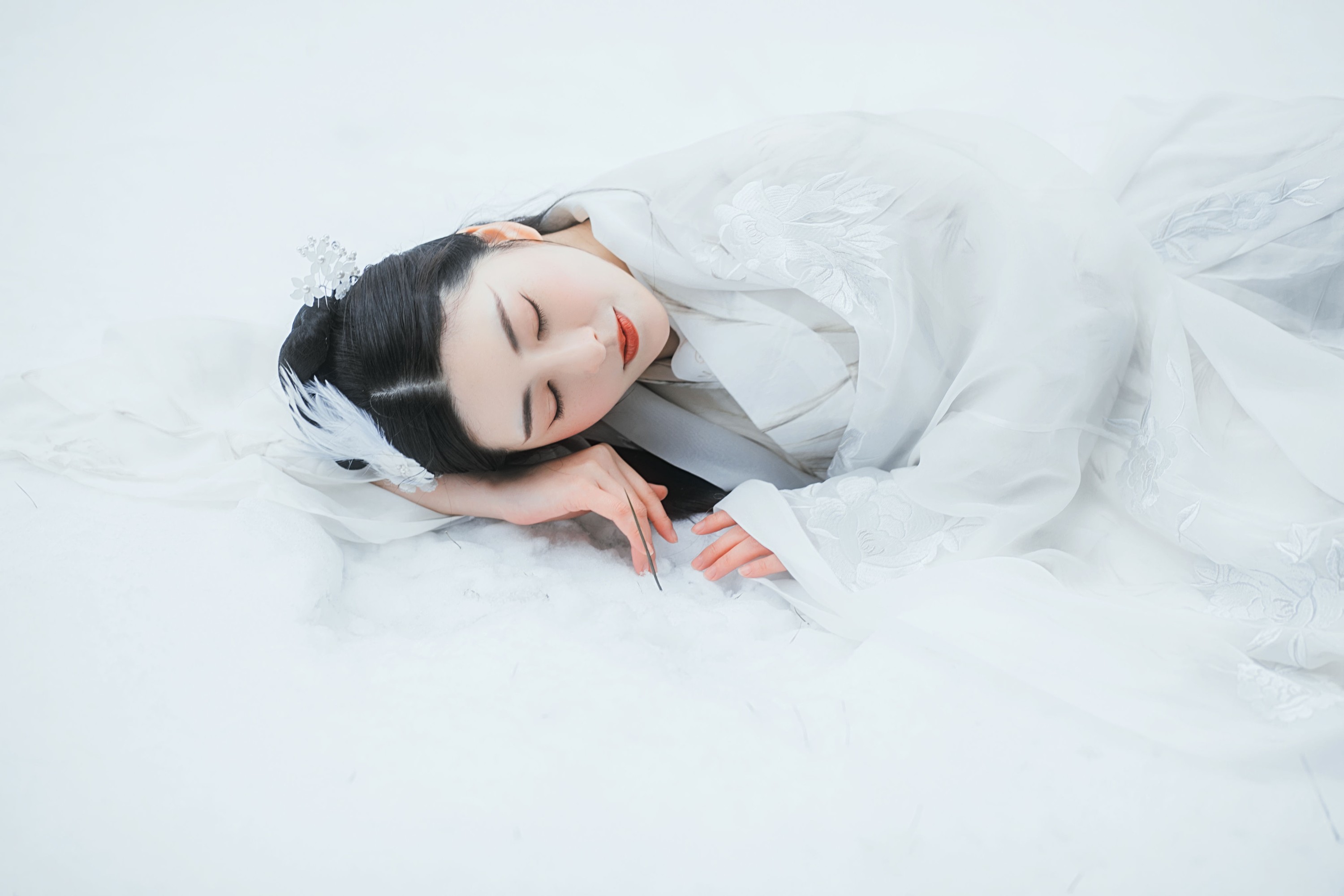 雨琪 – 《雪女》[22P]