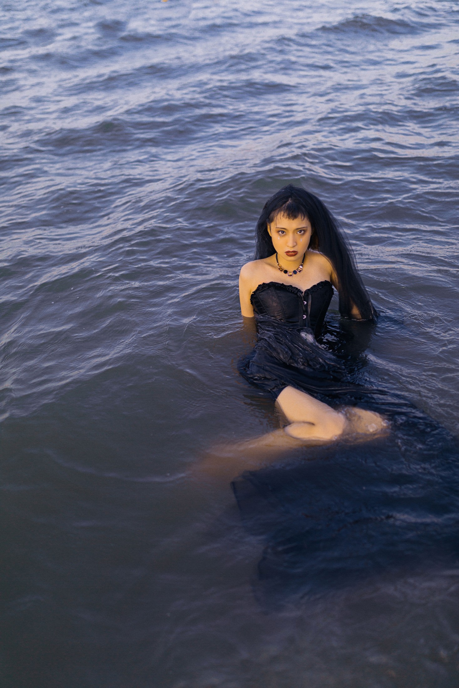 舒怡 – 《陌生而熟悉》[26P]