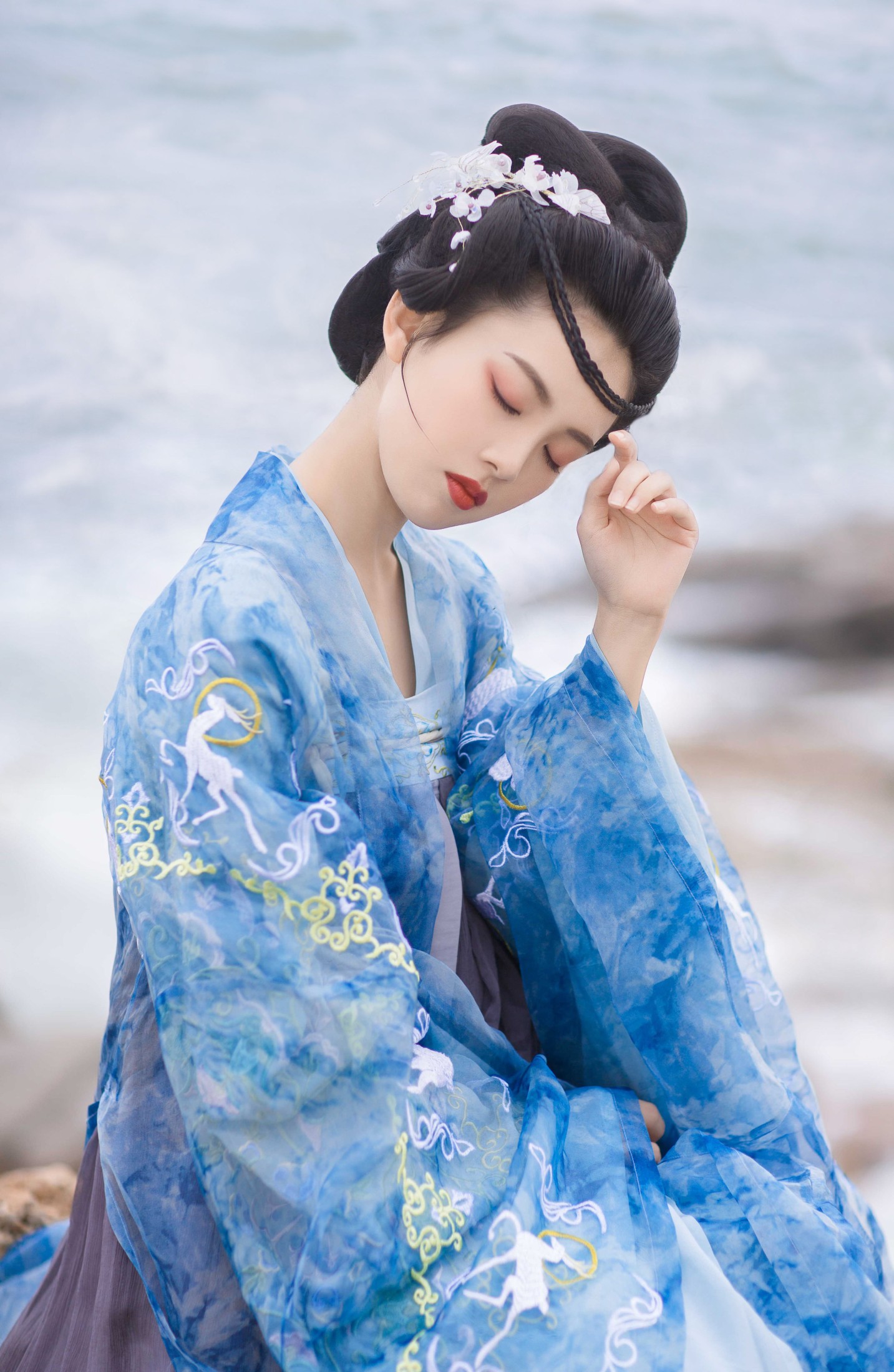 凌小薇 – 《誓鸟》[24P]