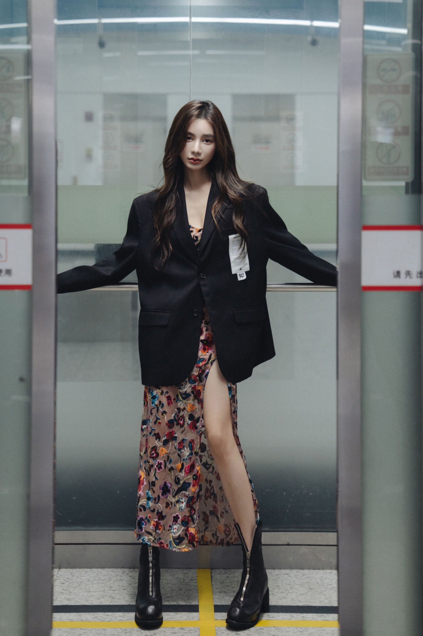 姝雯同学 – 《落寞地铁》[41P] 插图5